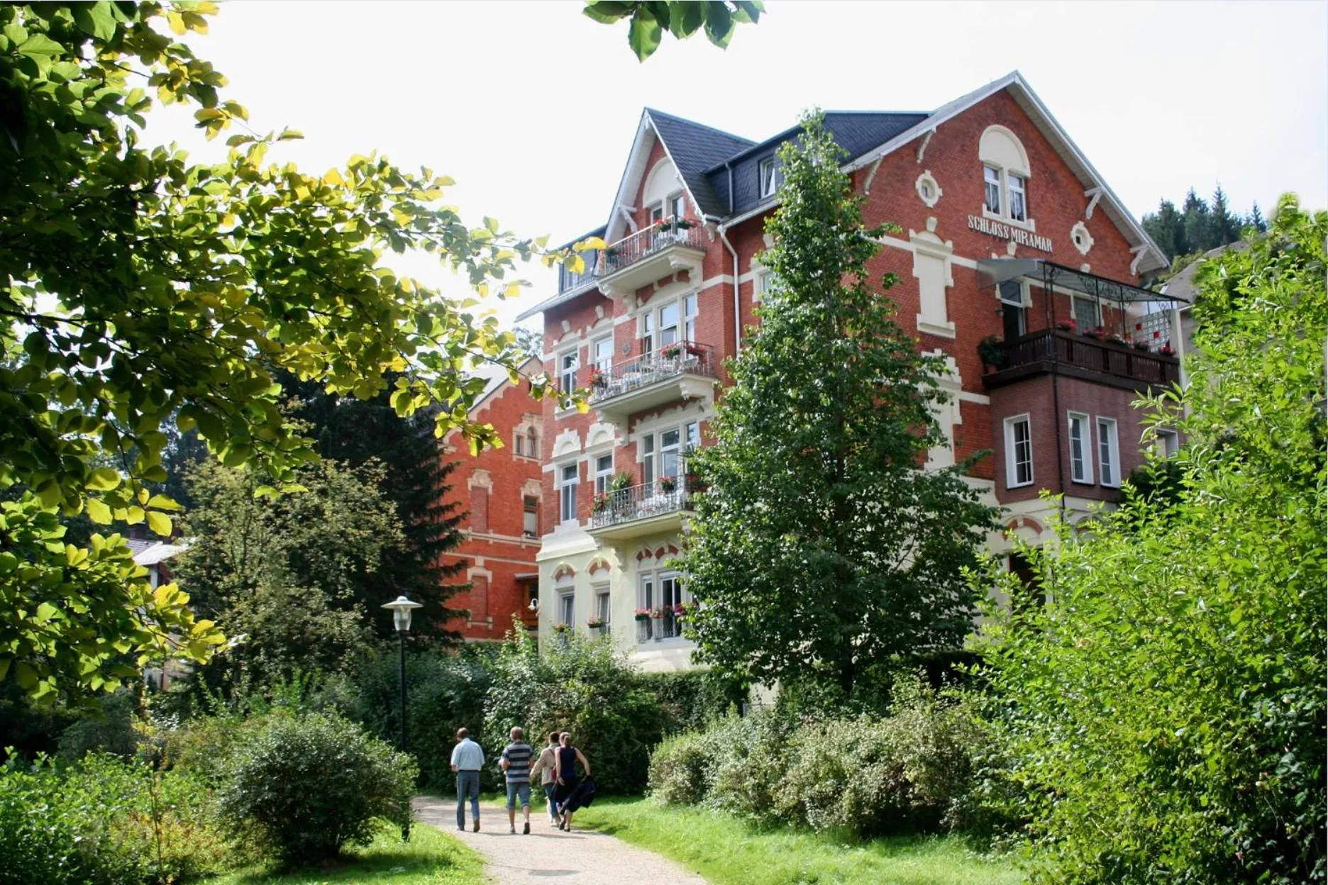 Property building in Hotel-Pension SCHLOSS -MIRAMAR