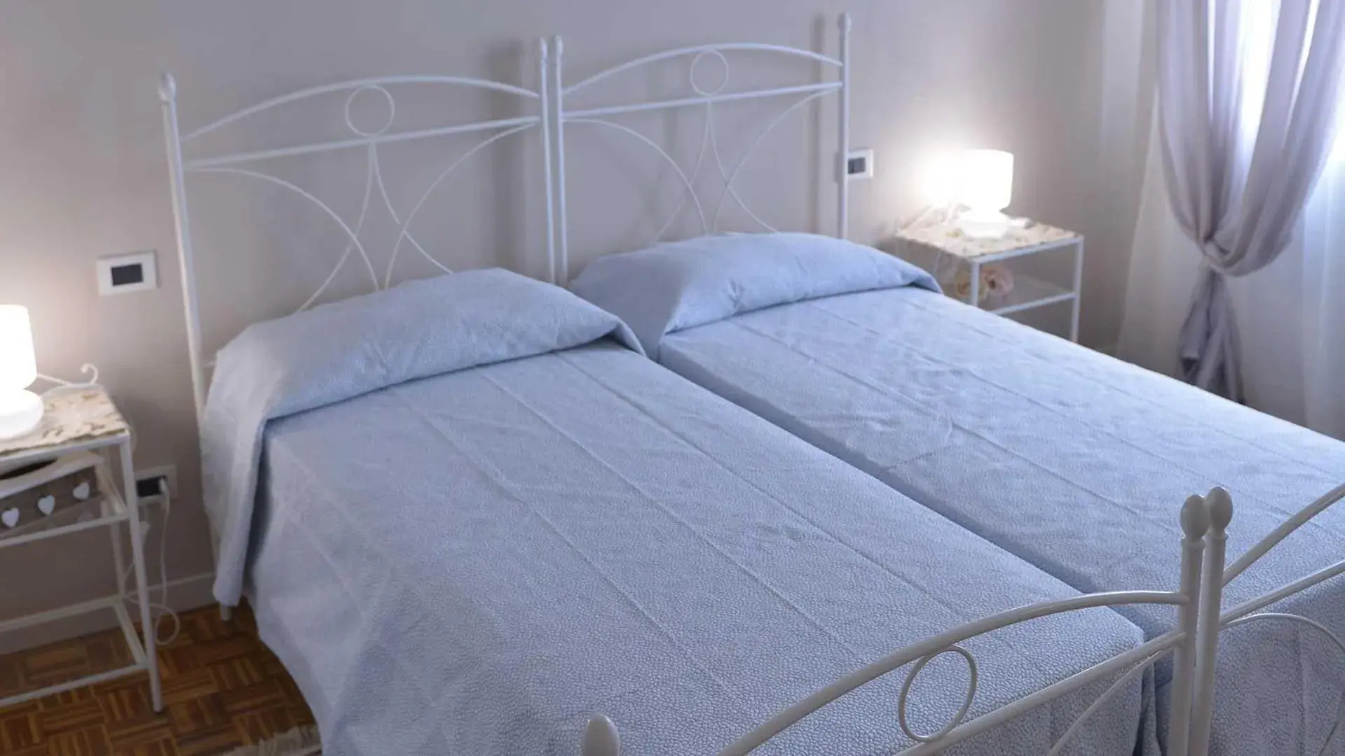 Double or Twin Room - single occupancy in La Locanda Francigena Double or Twin Room - single occupancy in La Locanda Francigena