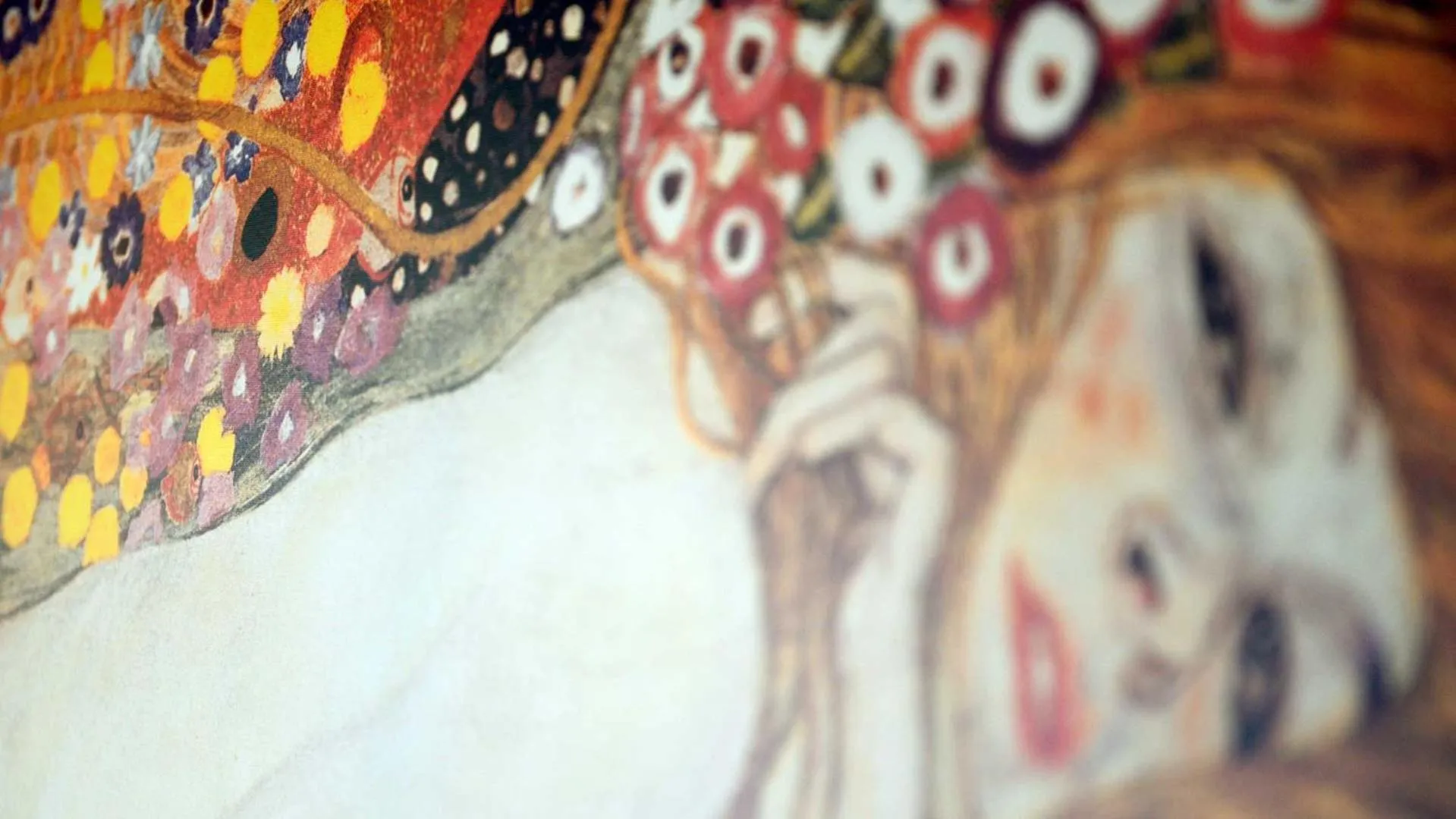 Decorative detail in La Locanda Francigena