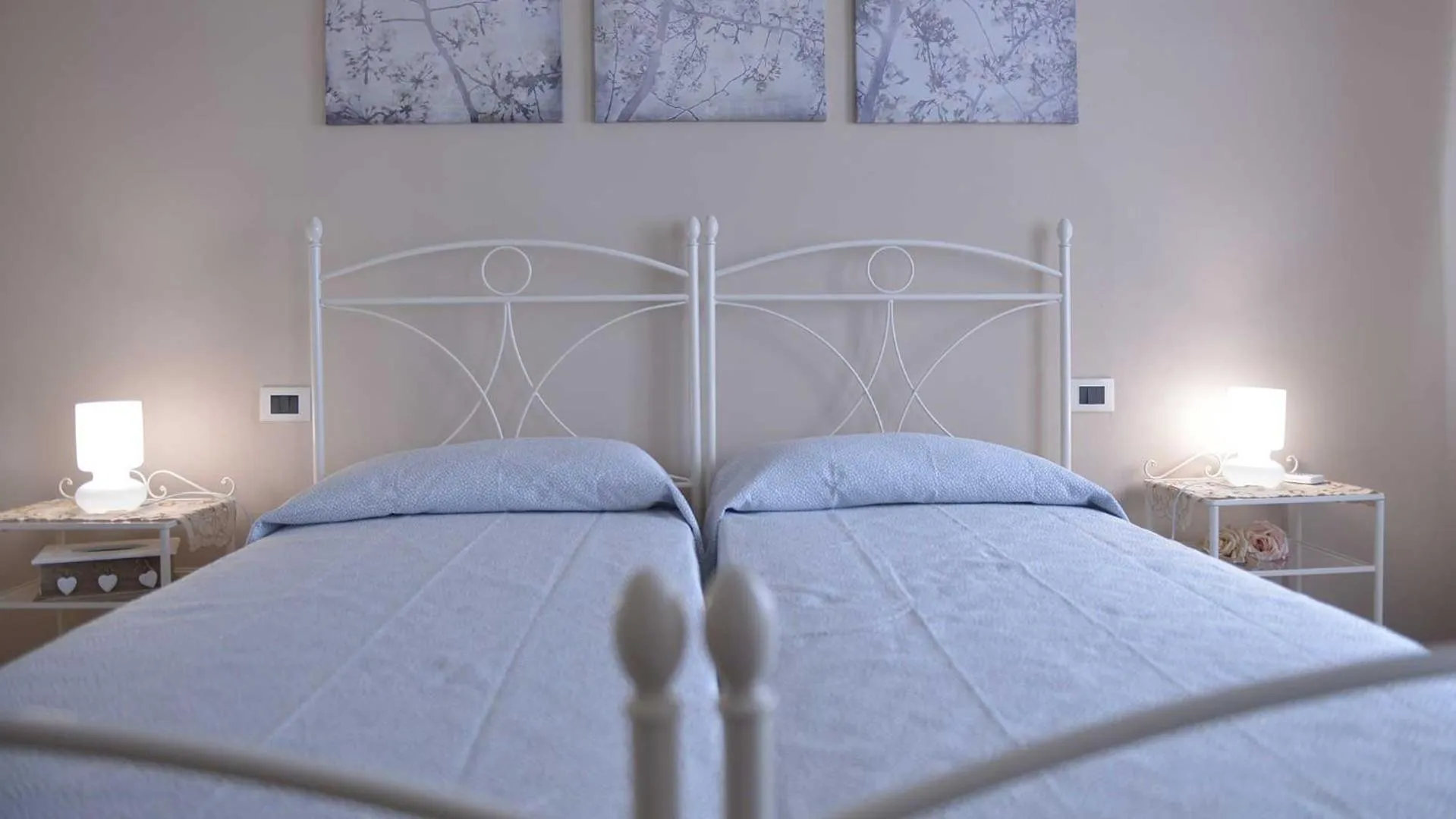 Photo of the whole room in La Locanda Francigena