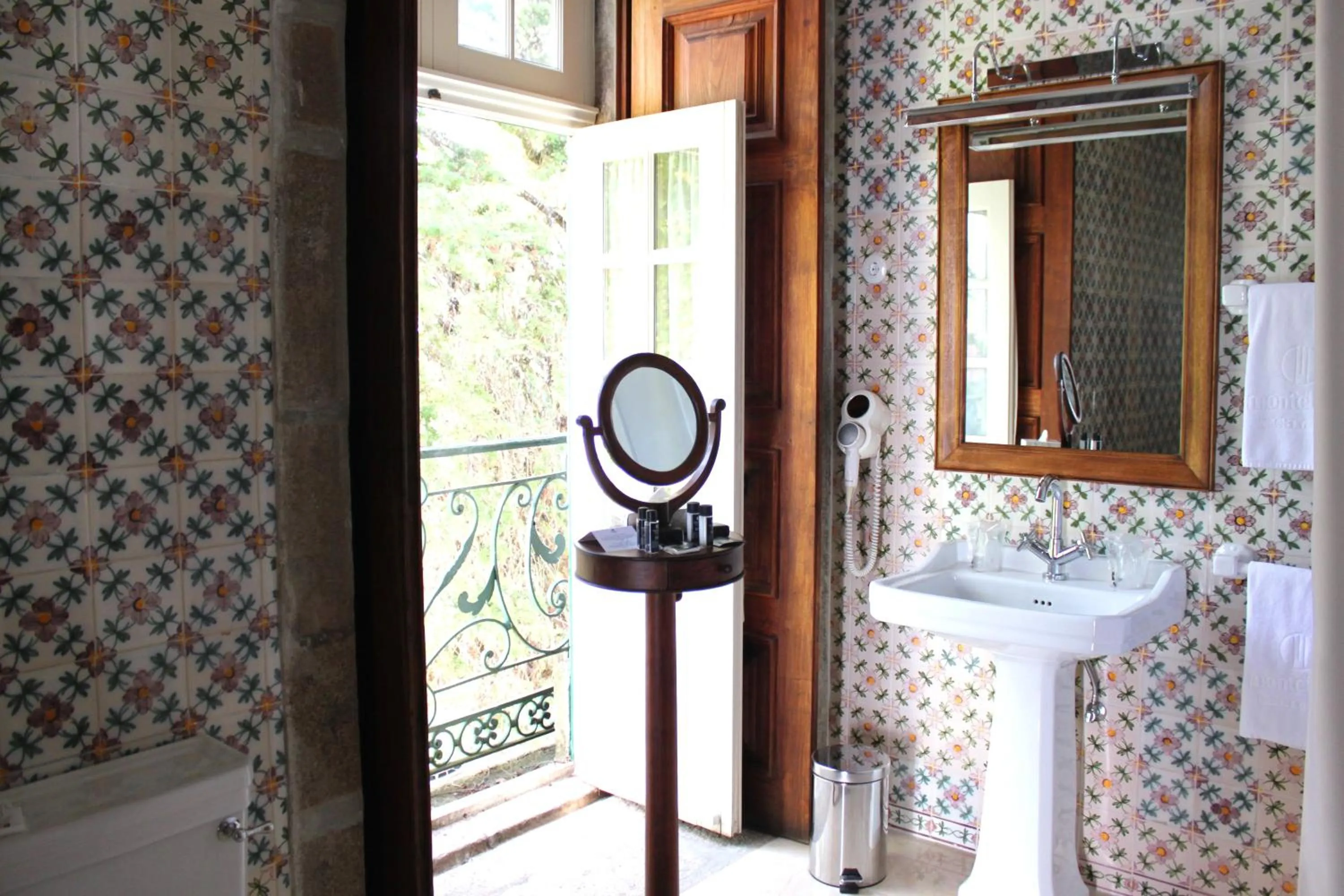 Bathroom in Parador Casa Da Insua