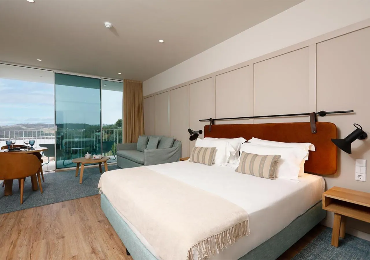 Bed in Montebelo Aguieira Lake Resort & Spa