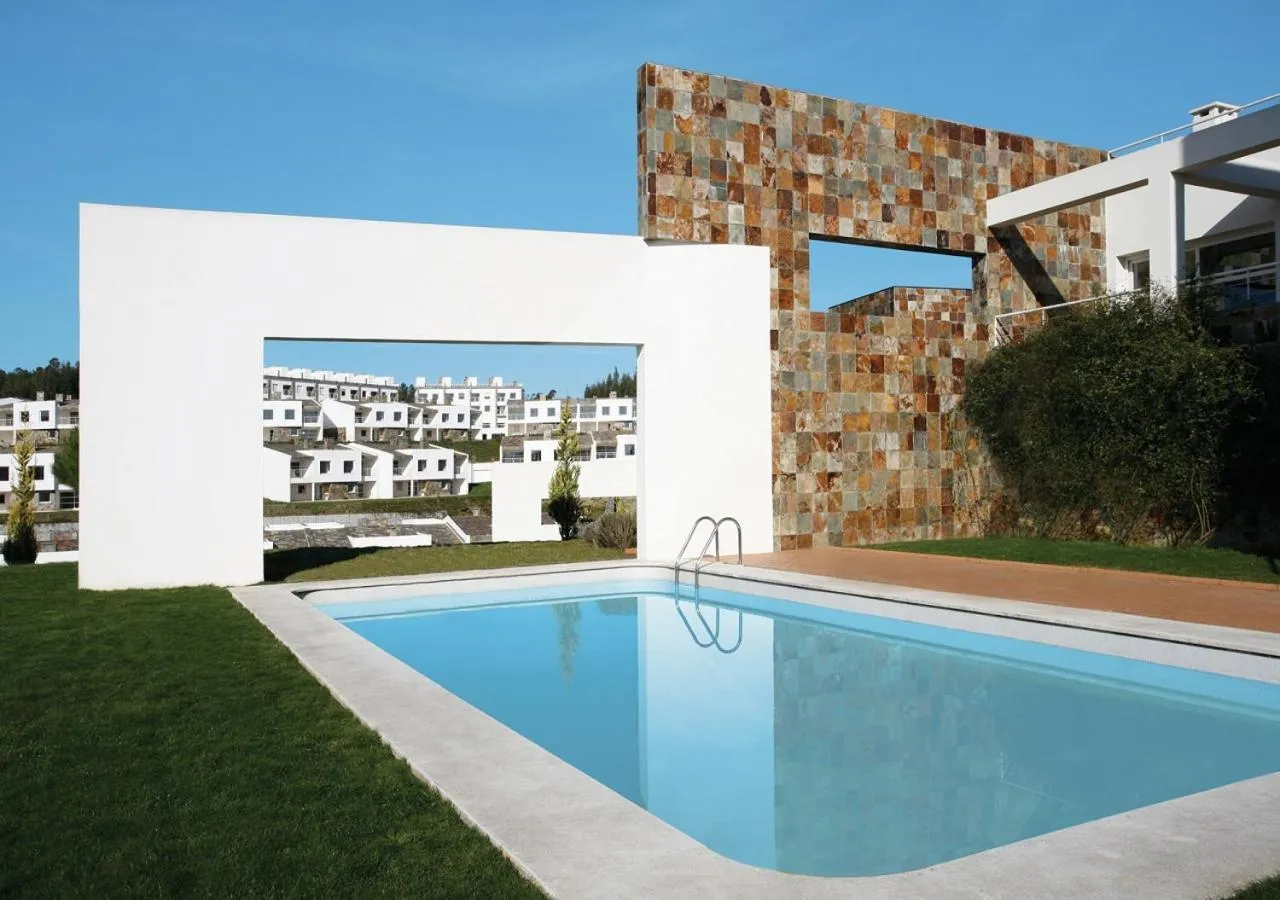 Swimming pool in Montebelo Aguieira Lake Resort & Spa