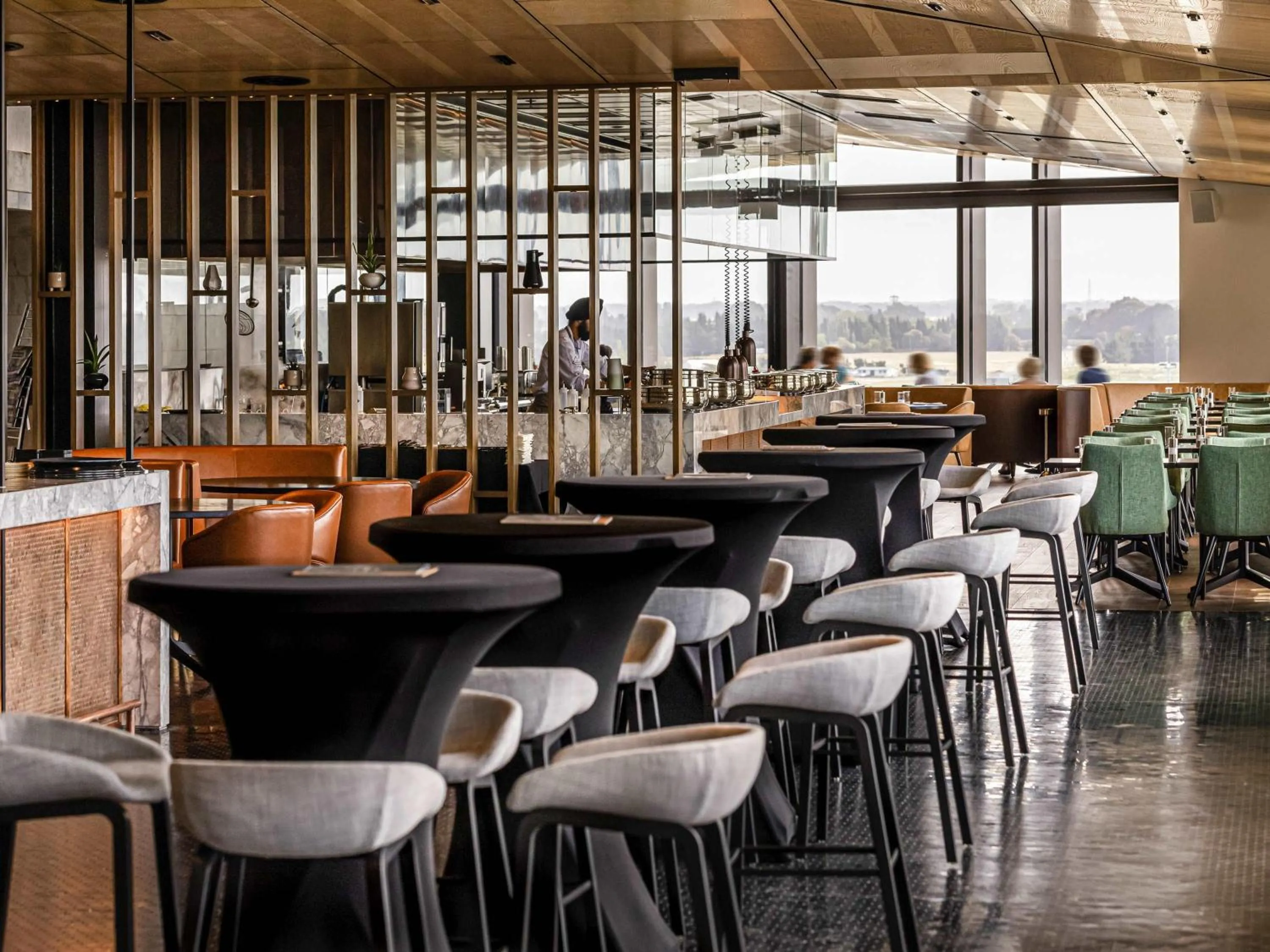 Lounge or bar in Novotel Christchurch Airport