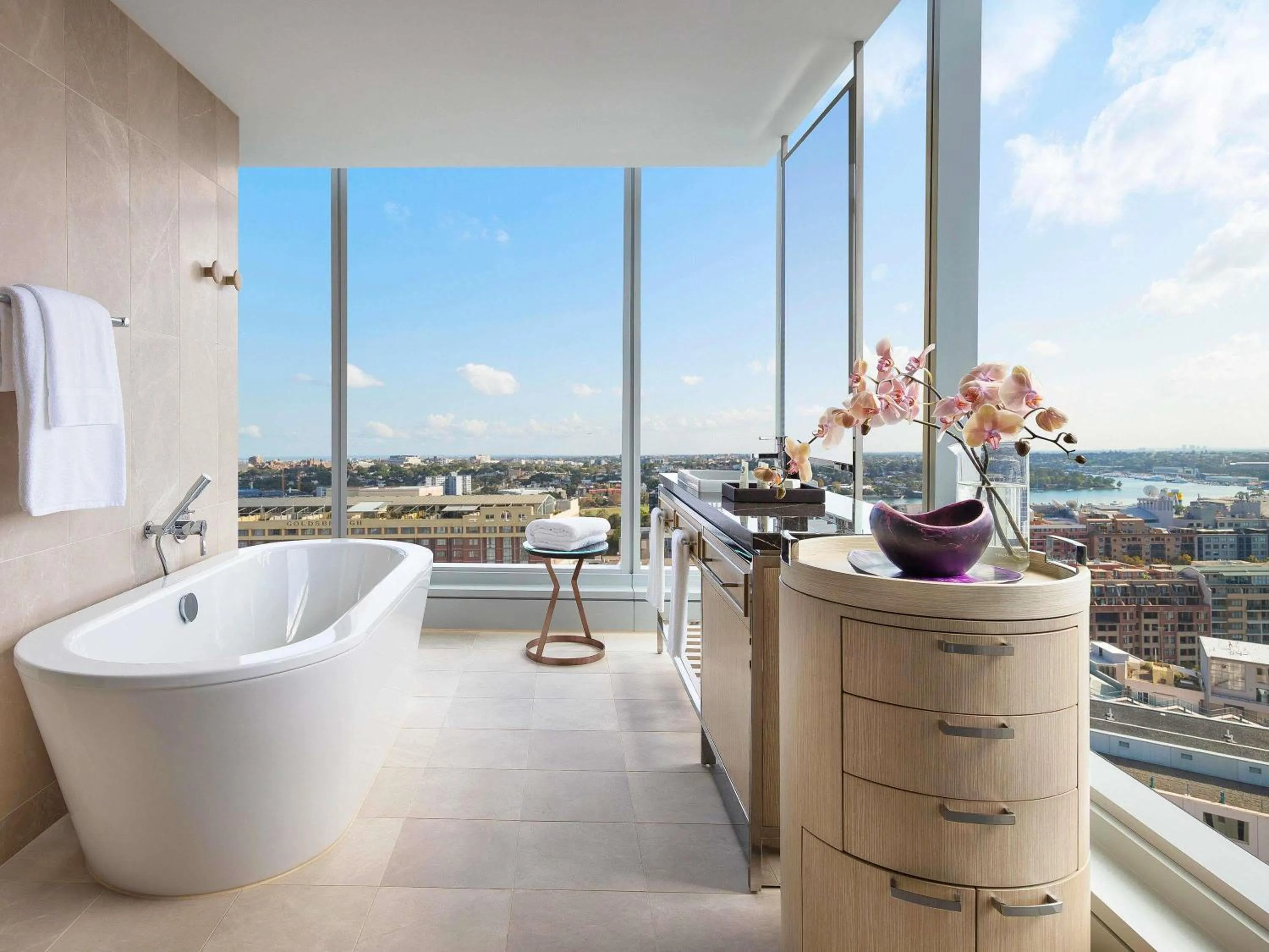 Bathroom in Sofitel Sydney Darling Harbour