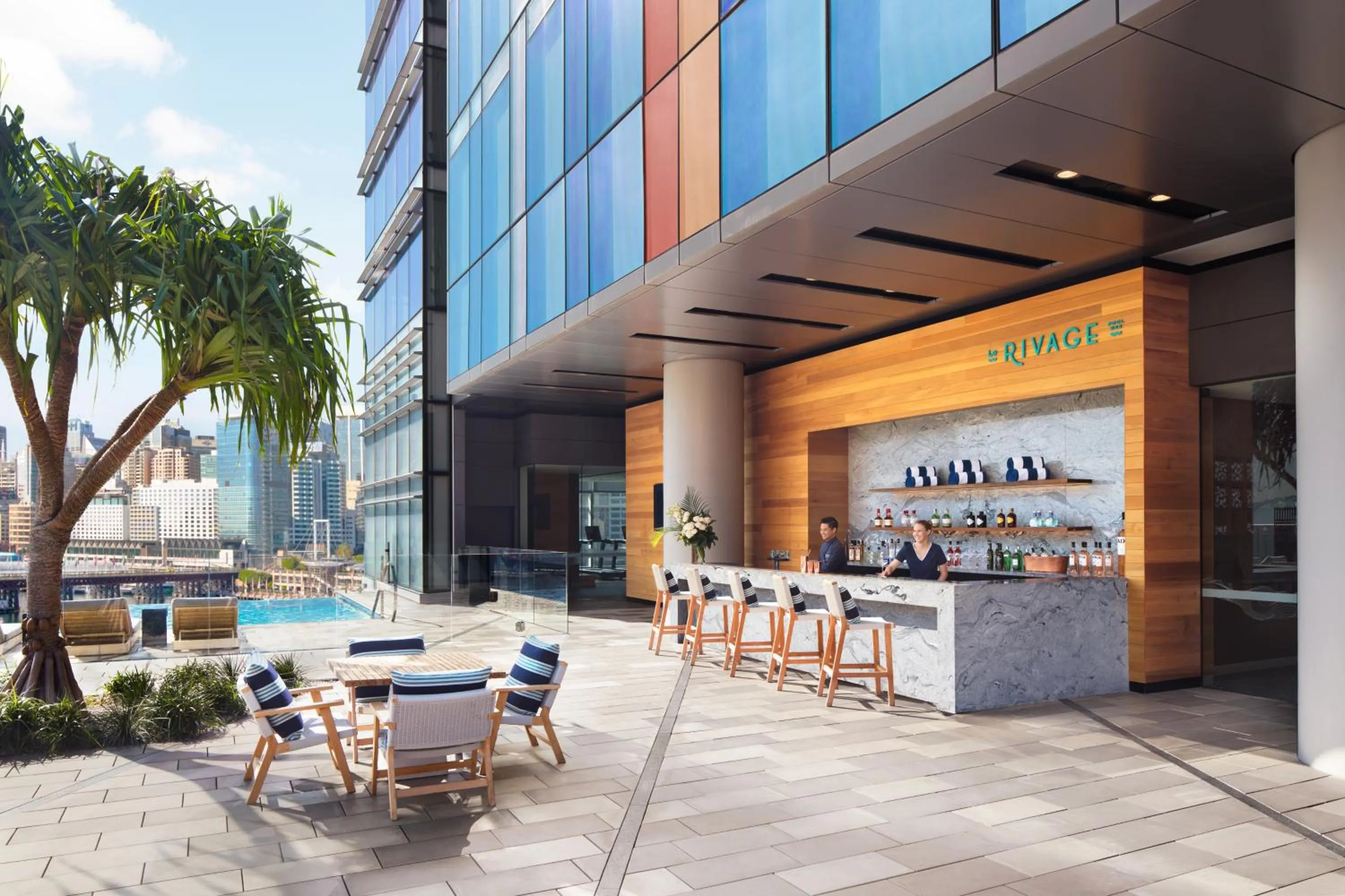 Lounge or bar in Sofitel Sydney Darling Harbour