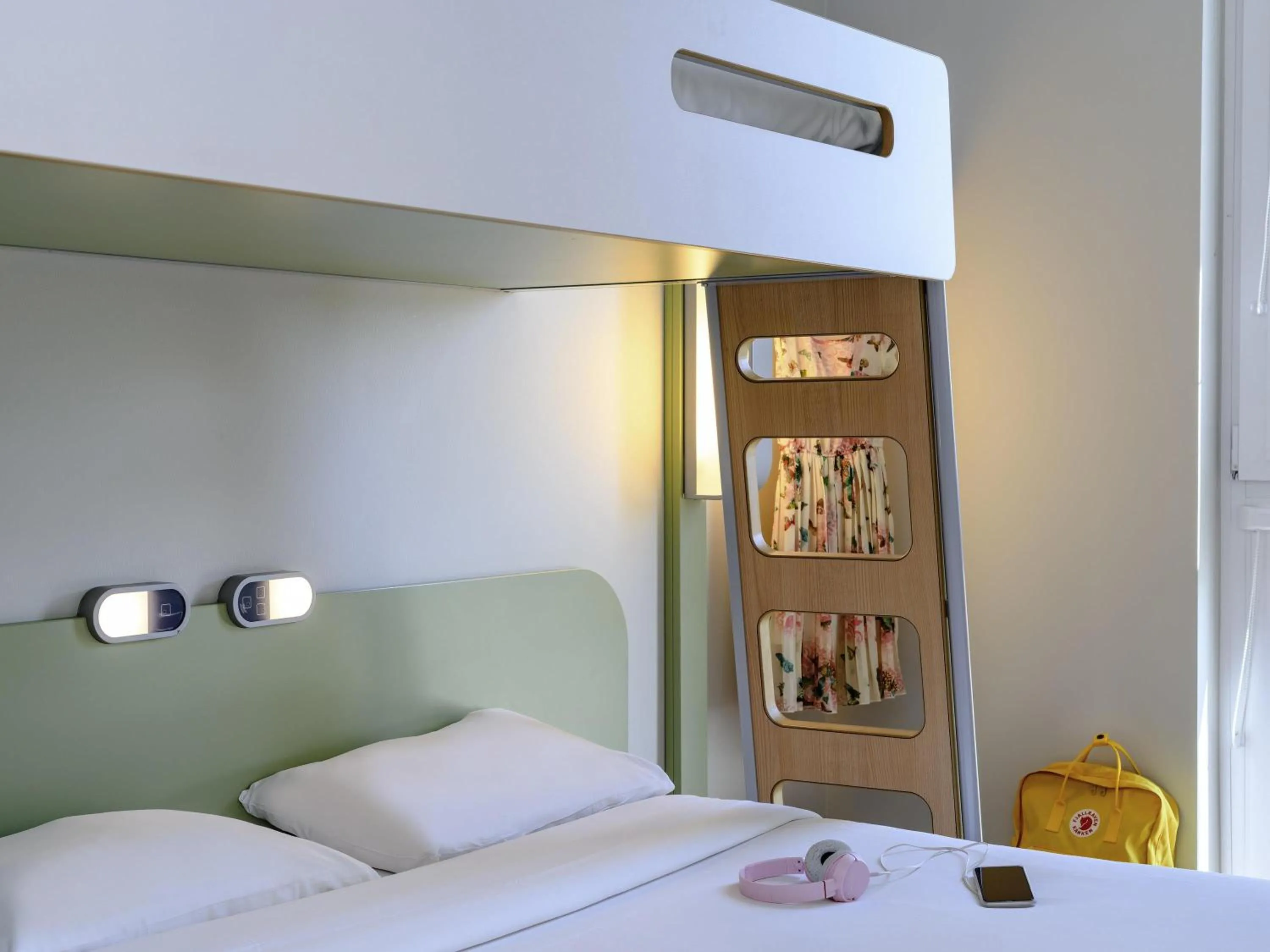 Bedroom, Bed in ibis budget Muenchen City Olympiapark