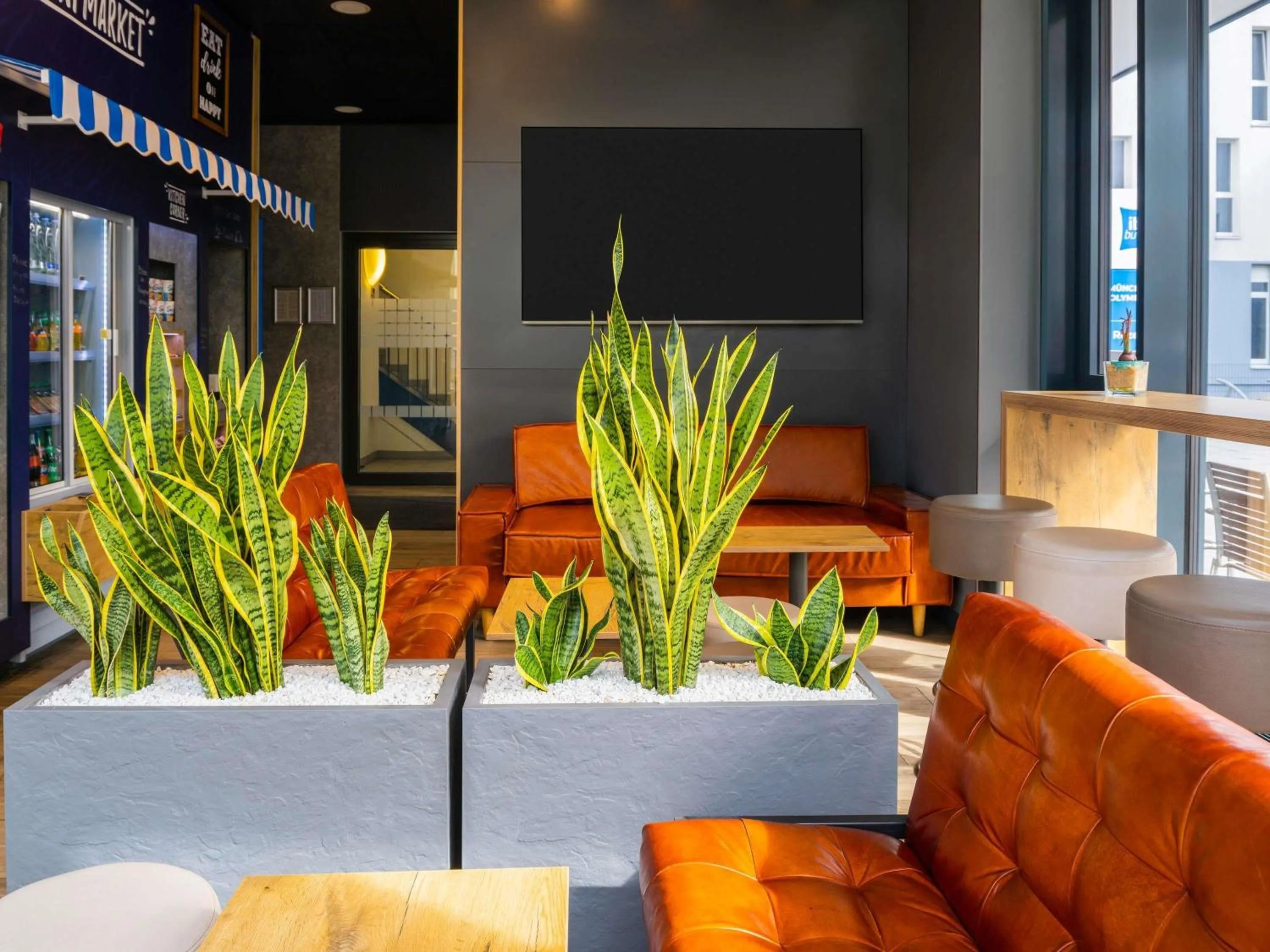 Lounge or bar in ibis budget Muenchen City Olympiapark