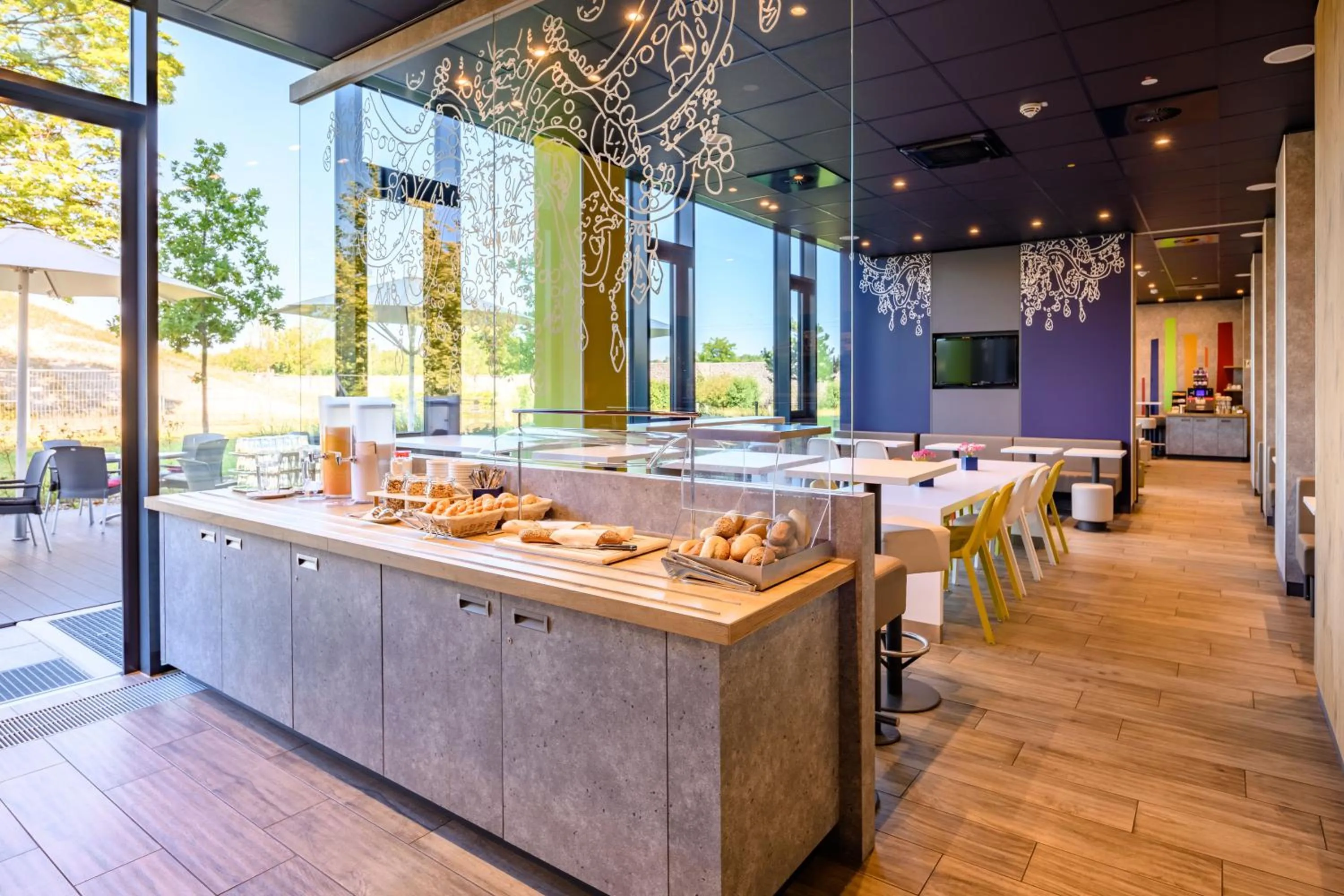 Restaurant/places to eat in ibis budget Muenchen City Olympiapark