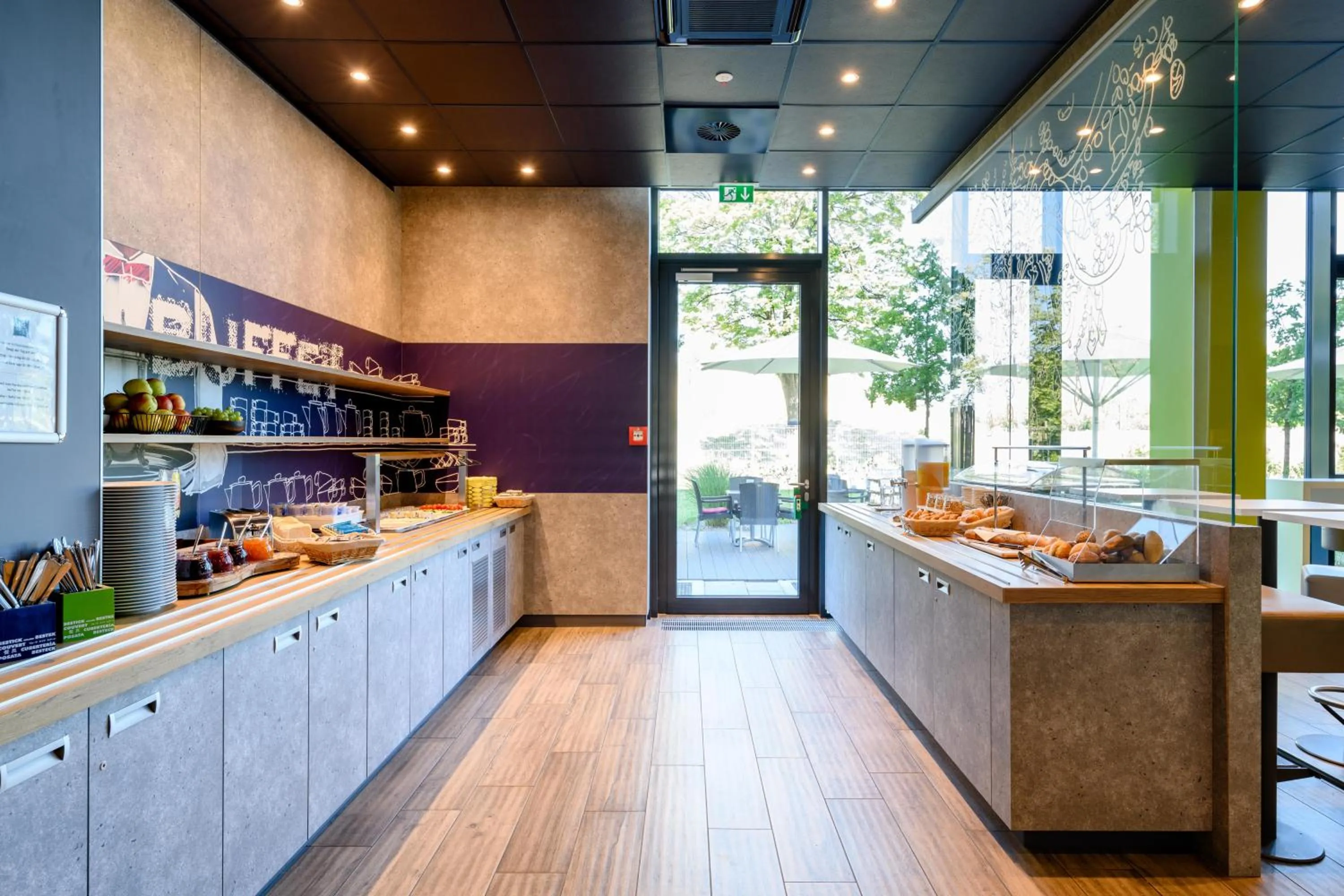 Buffet breakfast in ibis budget Muenchen City Olympiapark