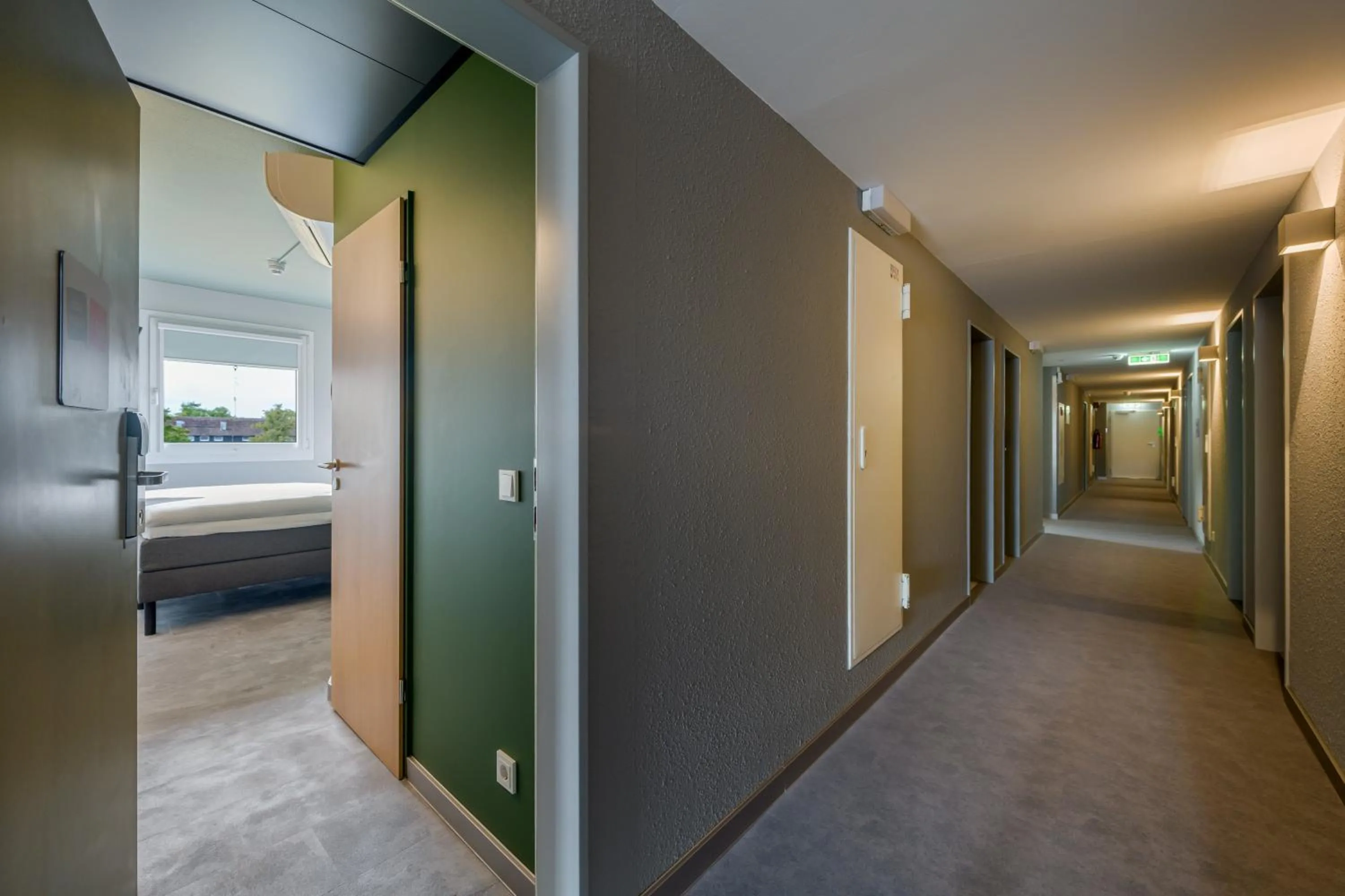 Property building, Bed in Felix Hotel Darmstadt