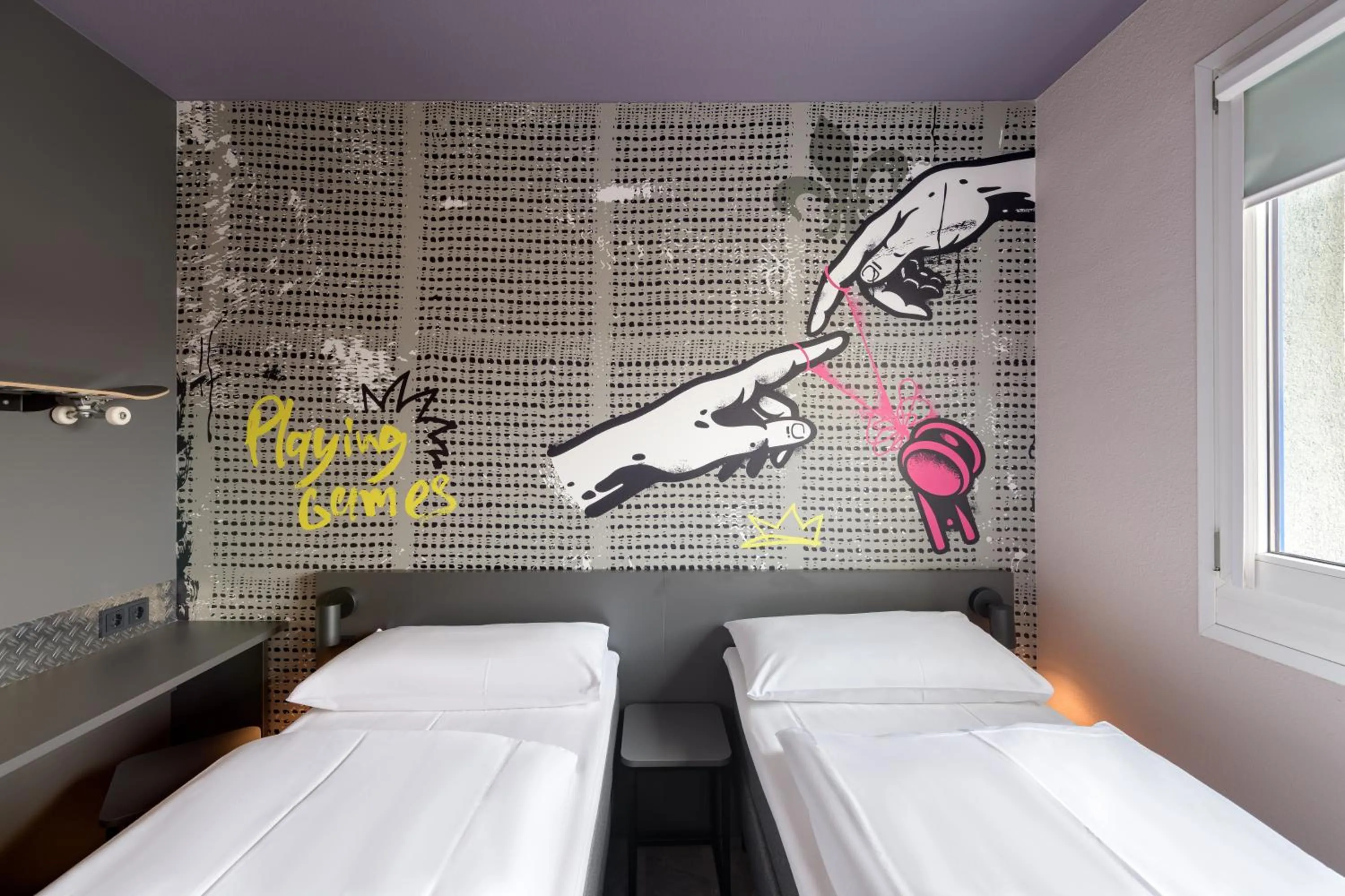 Bed in Felix Hotel Darmstadt