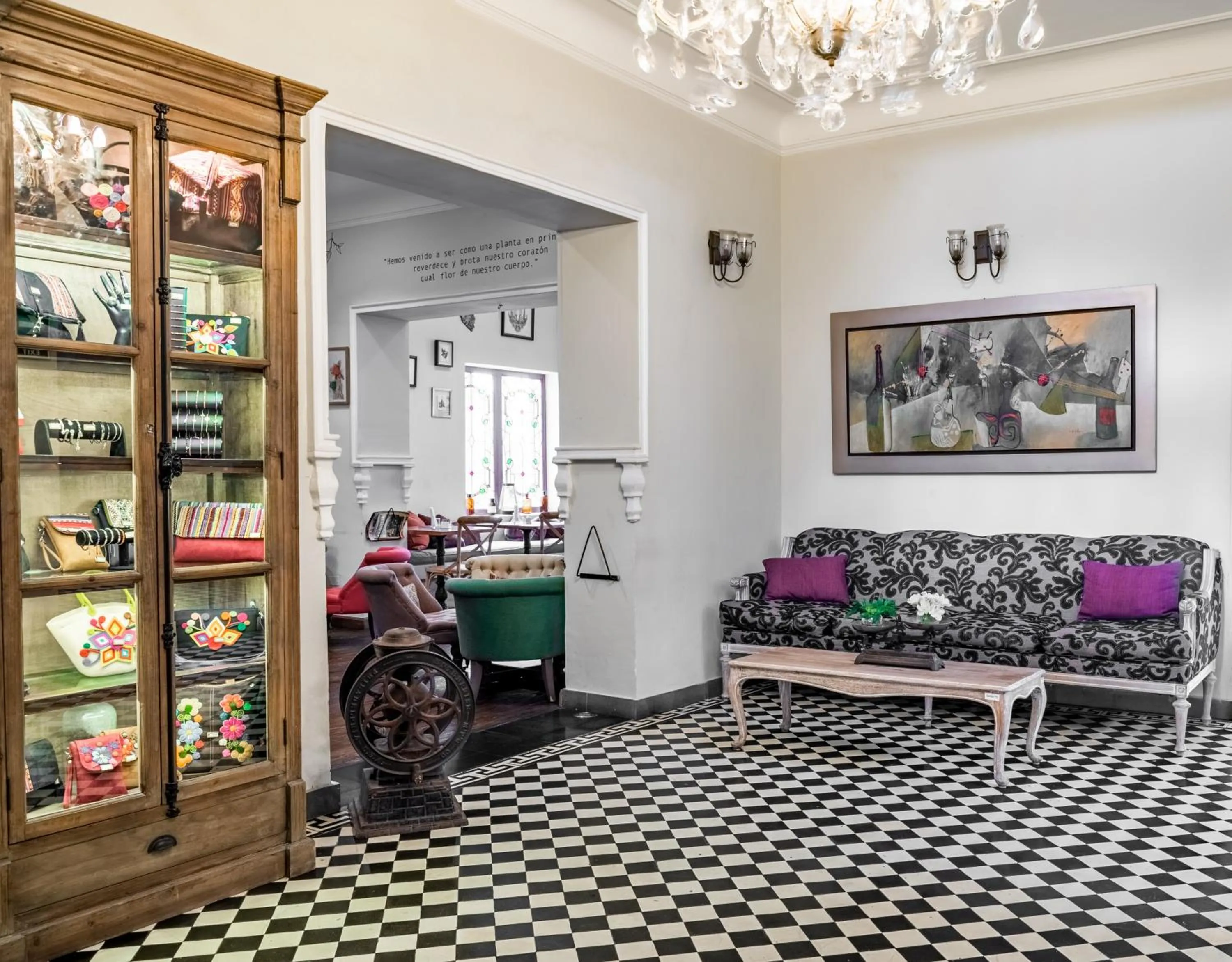Seating area in Hotel Antigua Miraflores