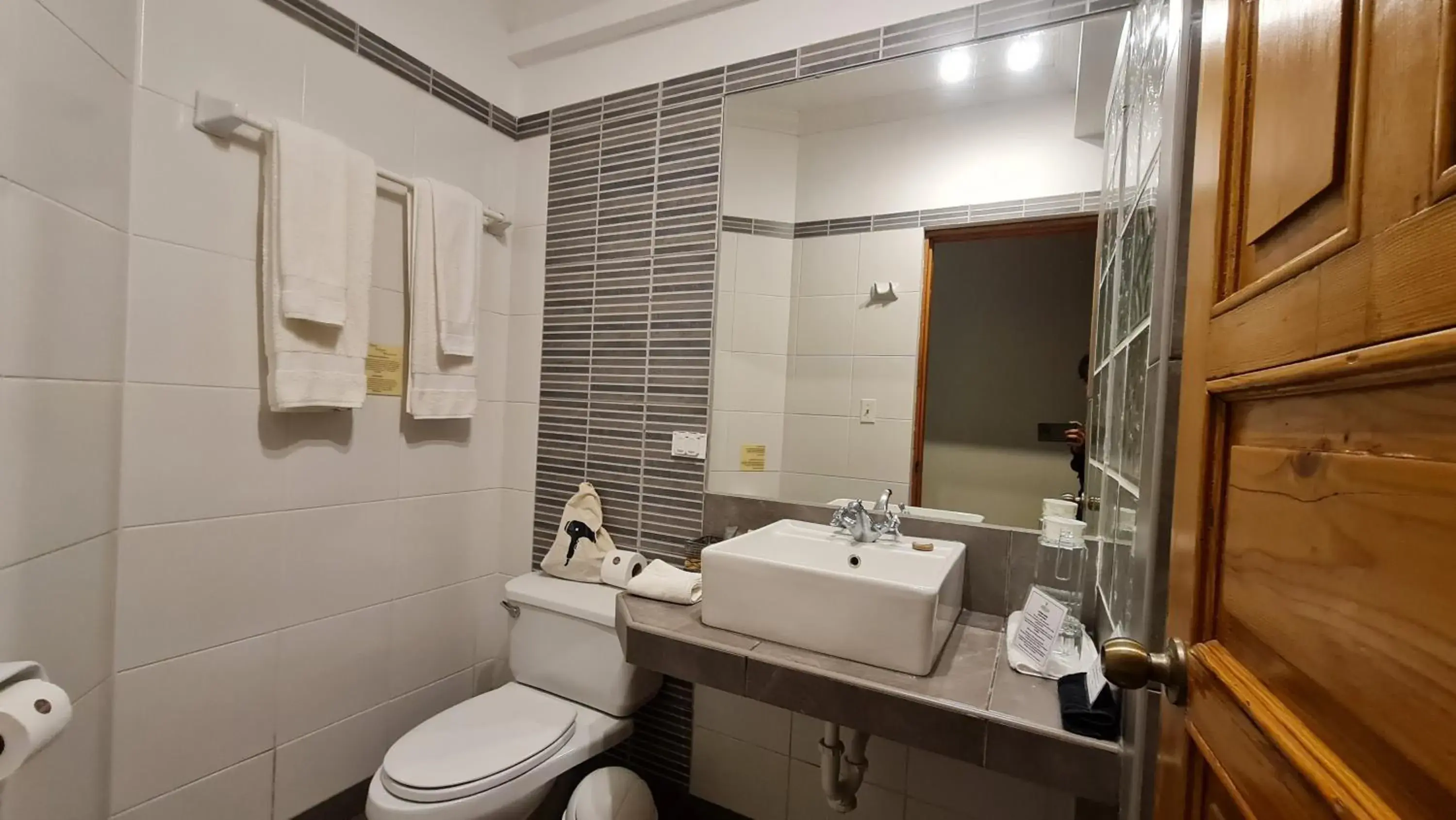 Colonial Double Room in Hotel Antigua Miraflores Colonial Double Room in Hotel Antigua Miraflores