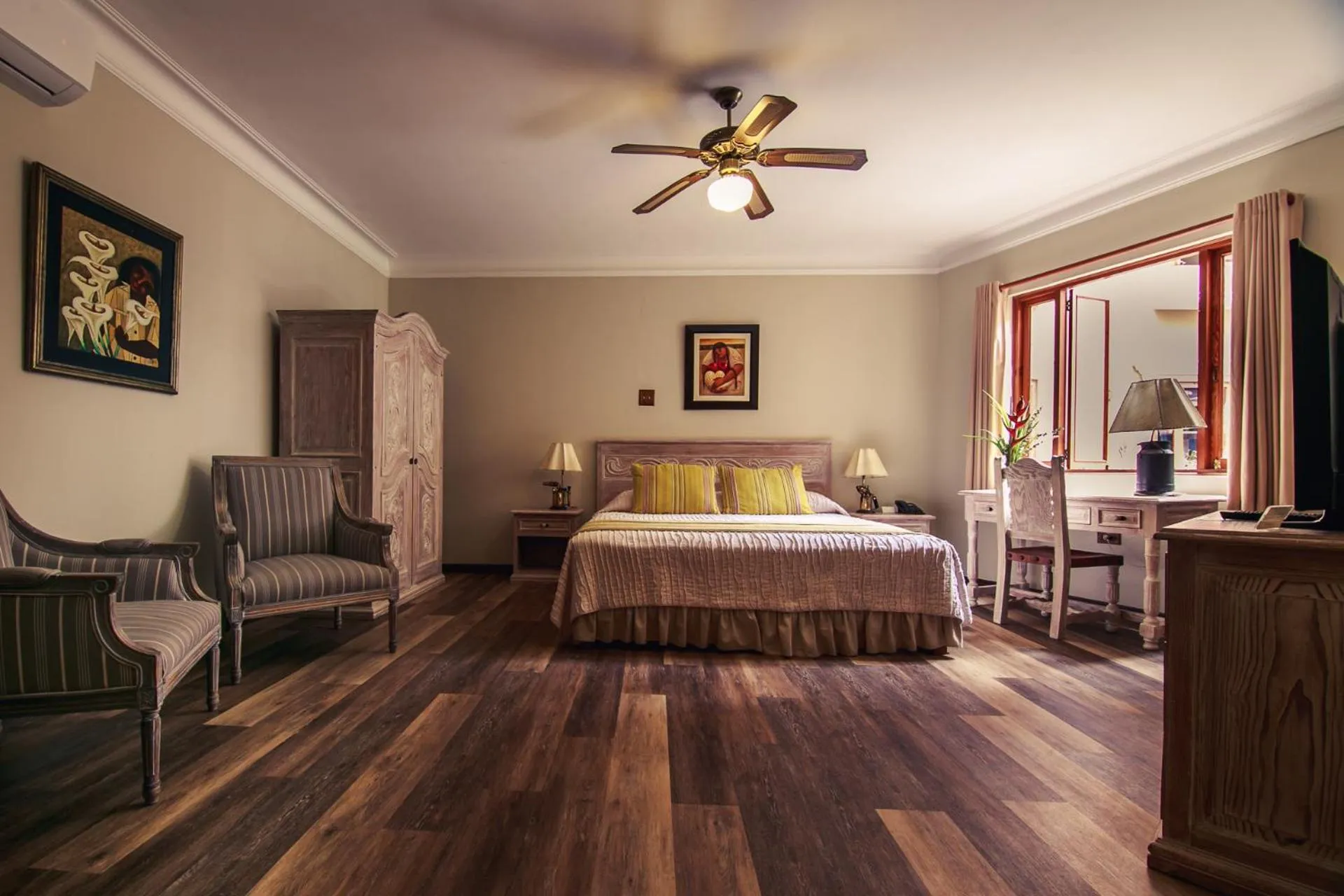 Bedroom, Bed in Hotel Antigua Miraflores