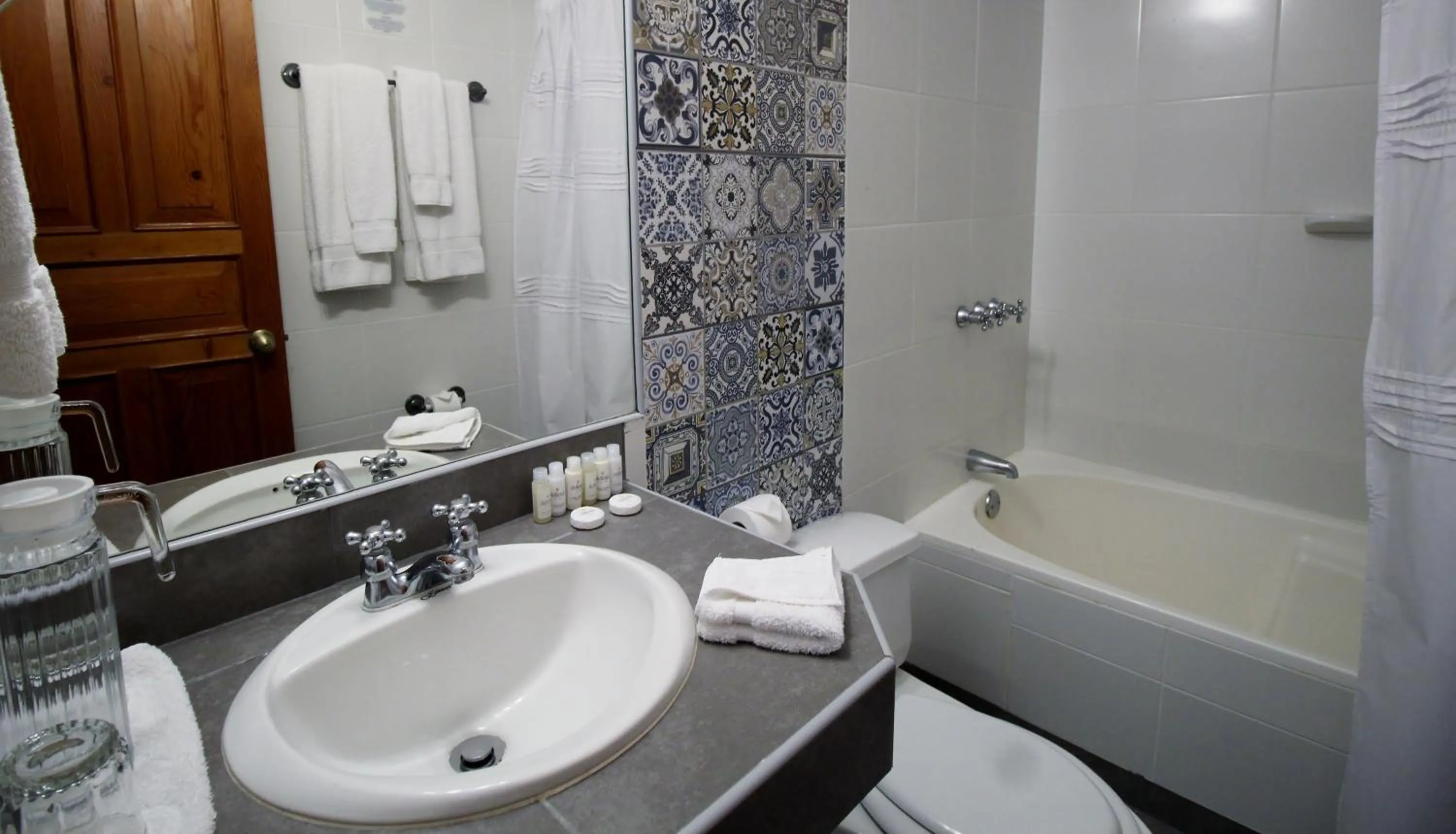 Bathroom in Hotel Antigua Miraflores