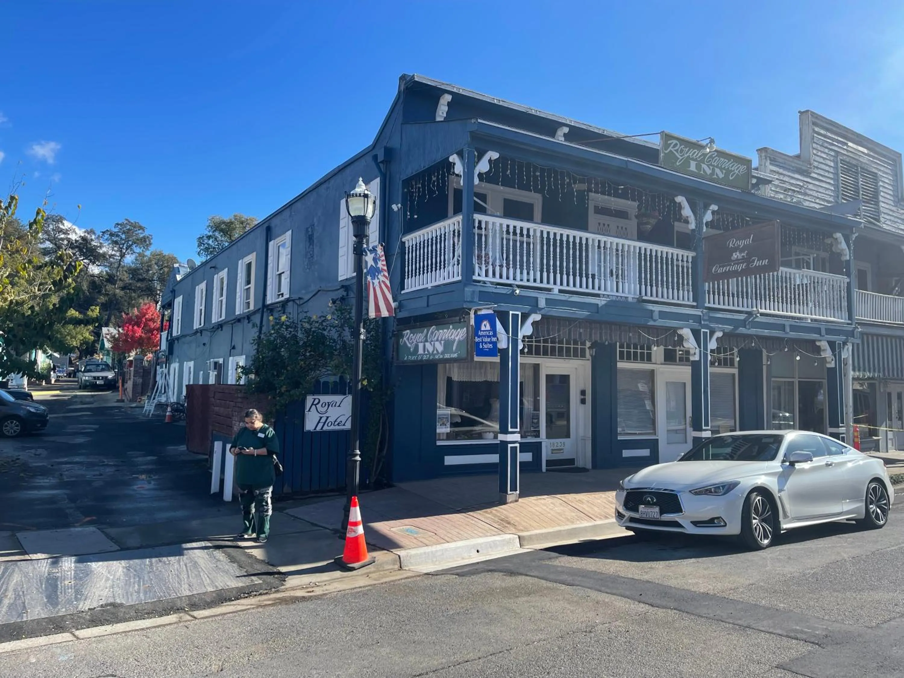 Property building in Americas Best Value Inn Royal Carriage