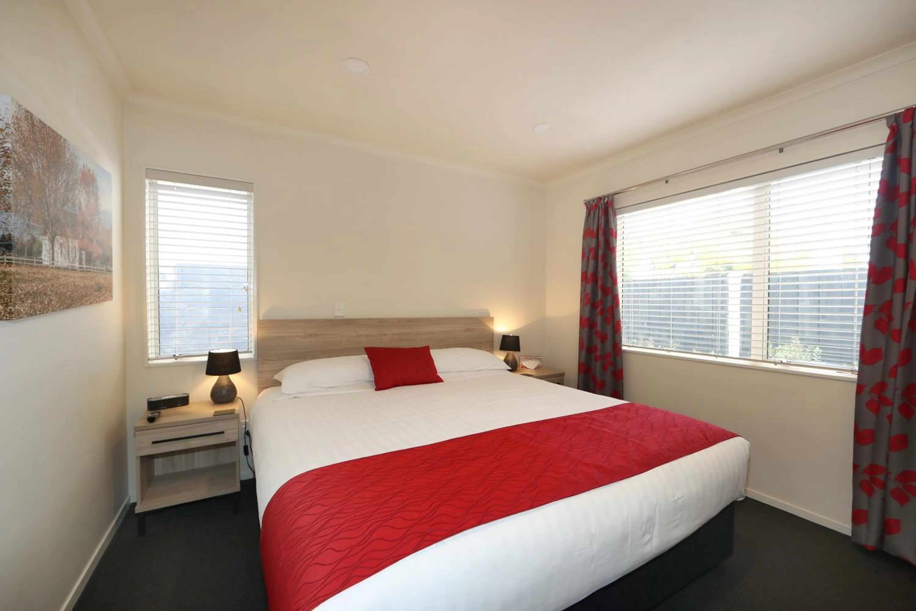 Bed in Havelock North Motor Lodge