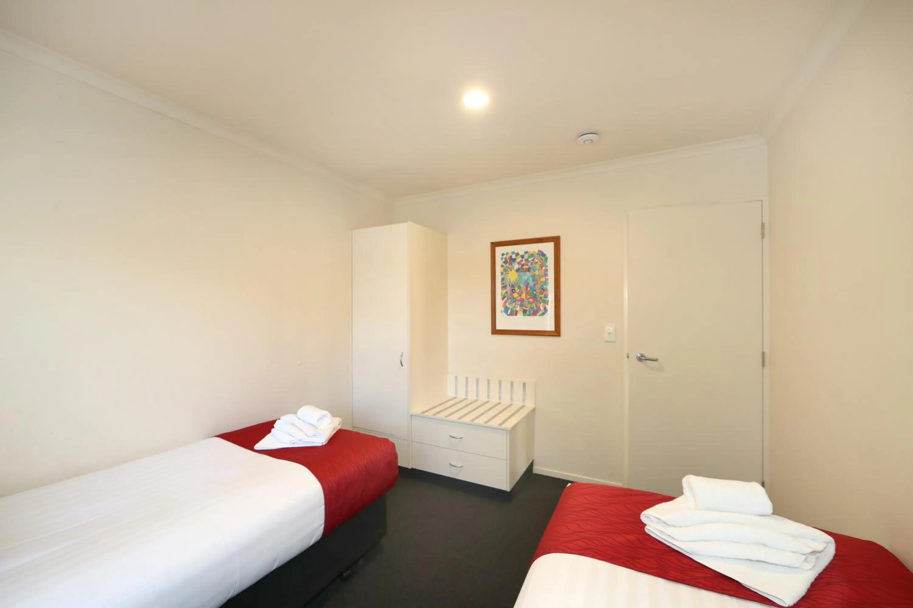 Bedroom, Bed in Havelock North Motor Lodge