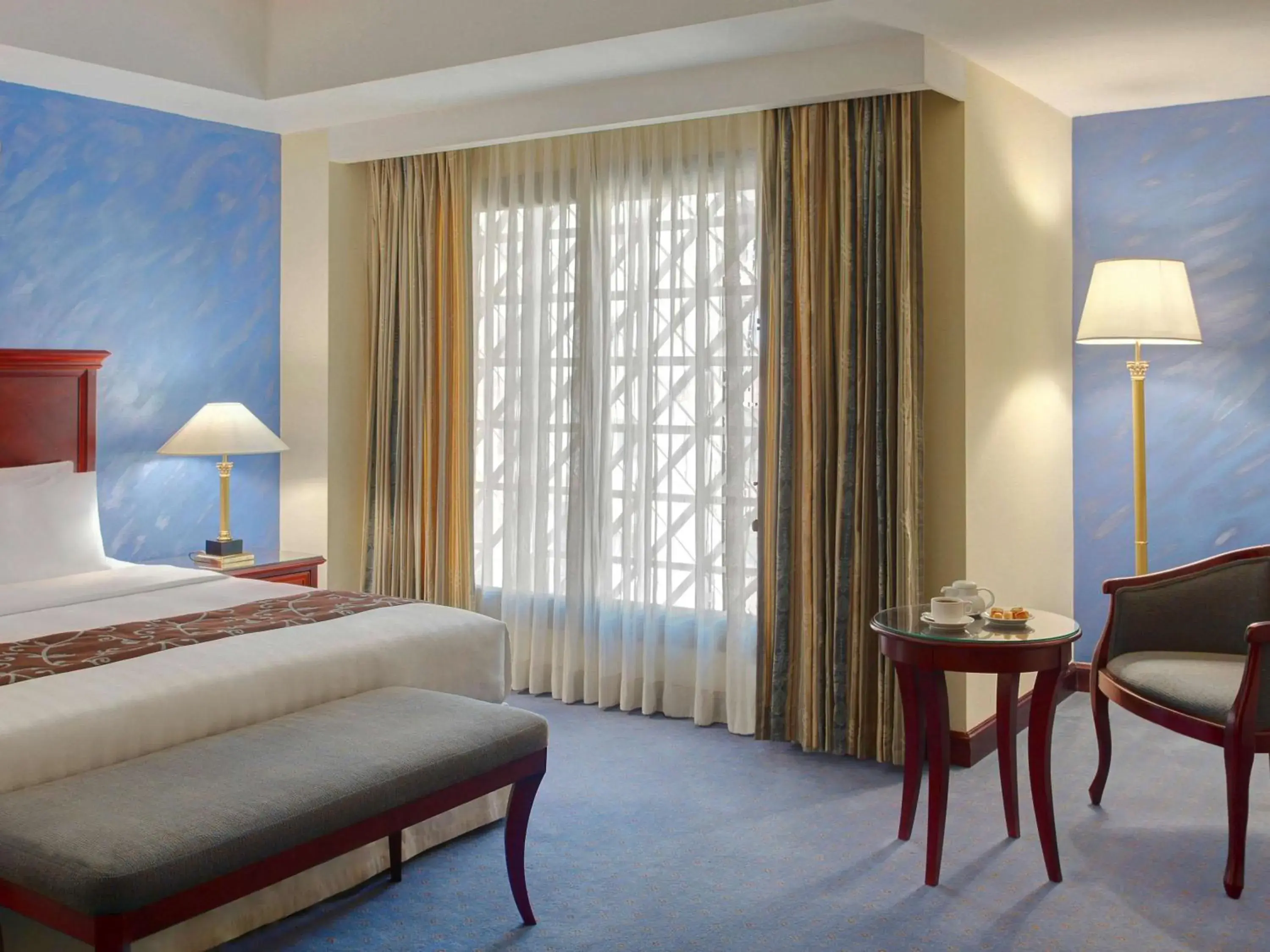 One-Bedroom Corner Suite in New Madinah Hotel One-Bedroom Corner Suite in New Madinah Hotel