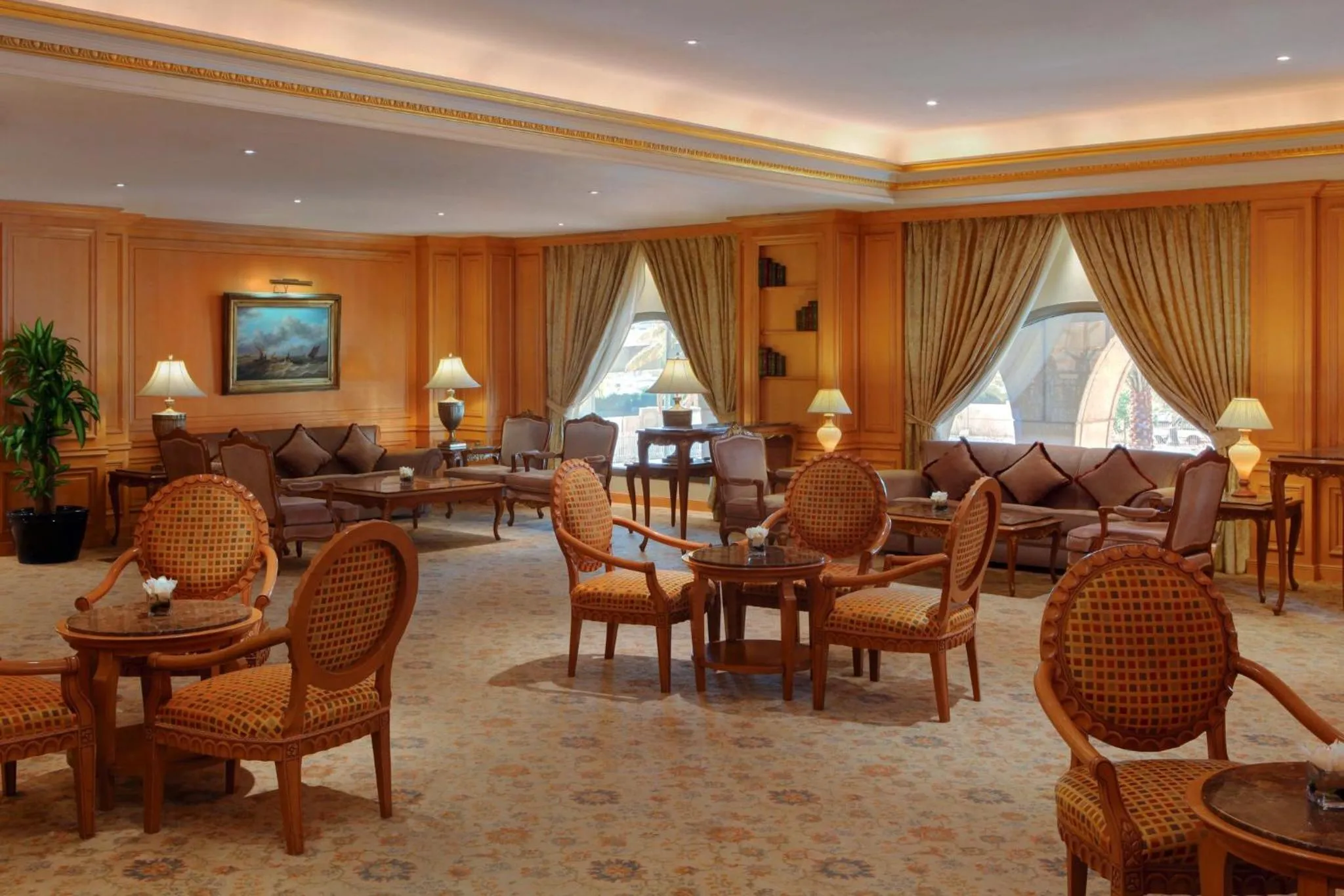 Restaurant/places to eat in New Madinah Hotel