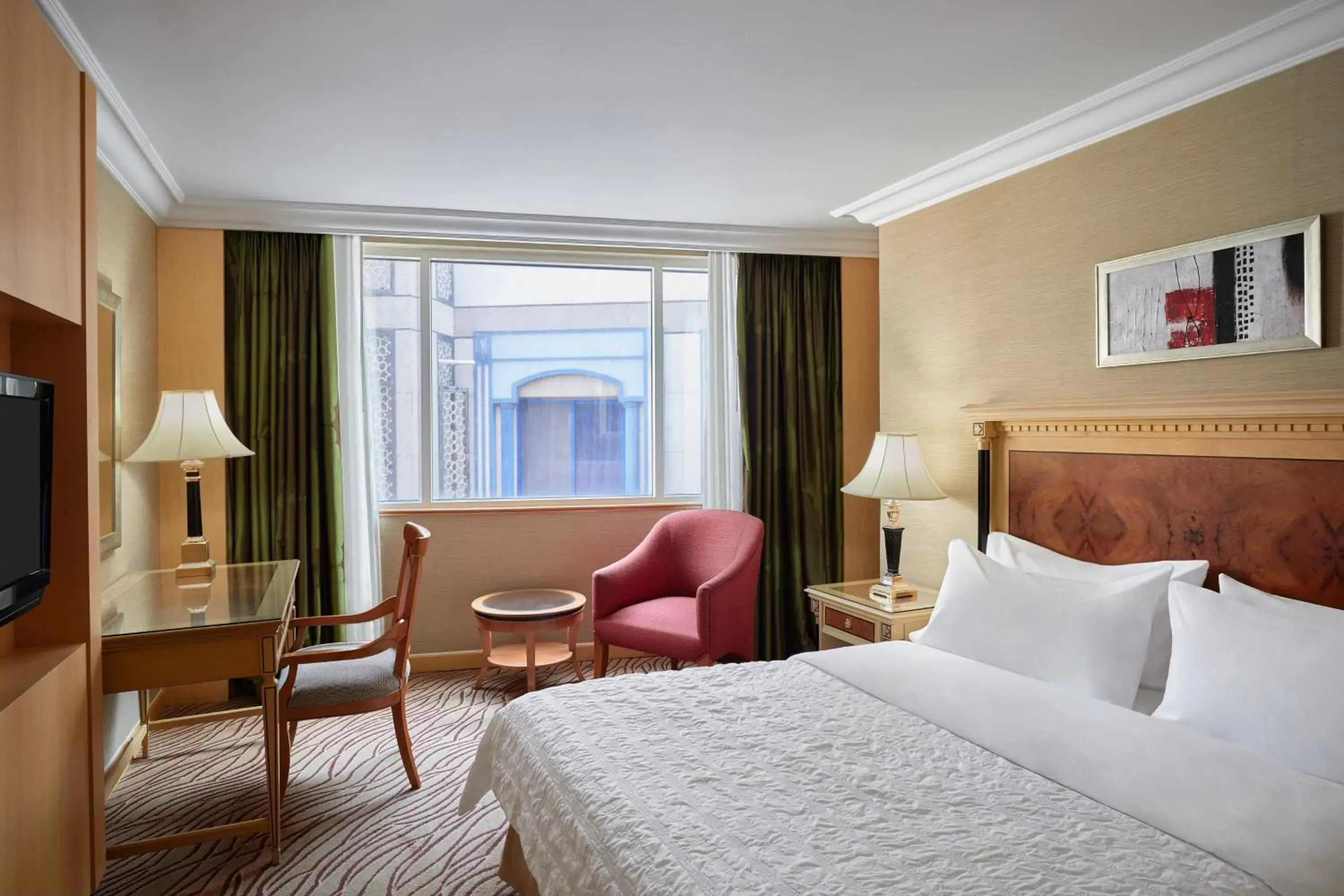 Classic Guest Room, Guest room, 1 Queen, City view in Le Meridien Makkah Classic Guest Room, Guest room, 1 Queen, City view in Le Meridien Makkah