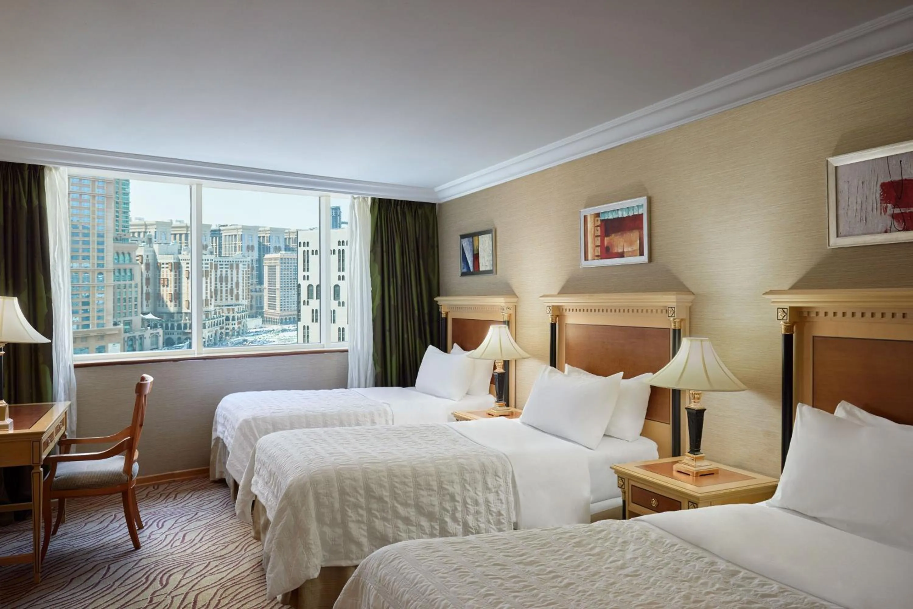 Photo of the whole room, Bed in Le Meridien Makkah