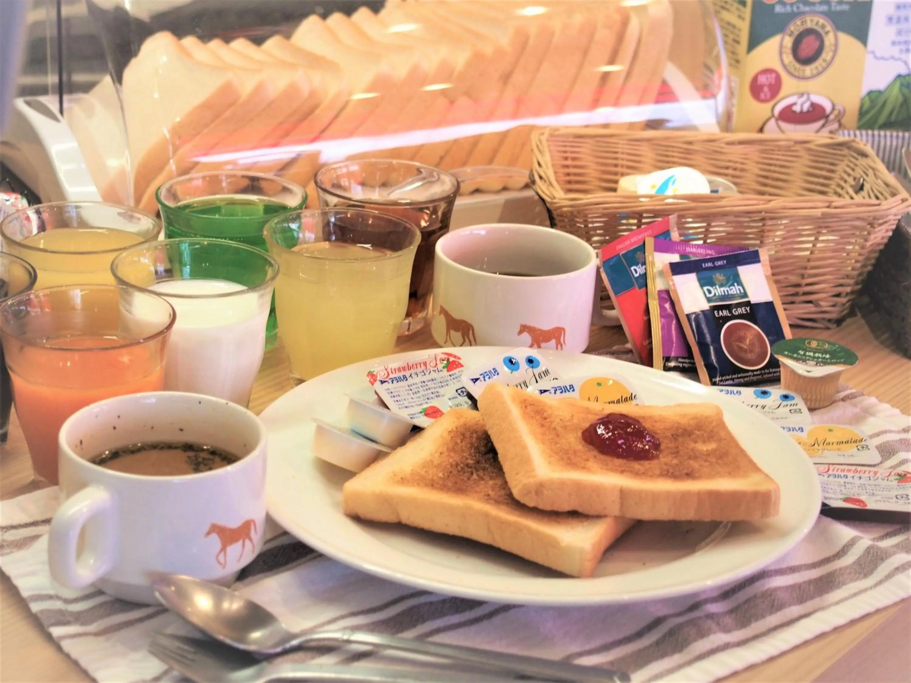 Breakfast in Sakura Hostel Asakusa