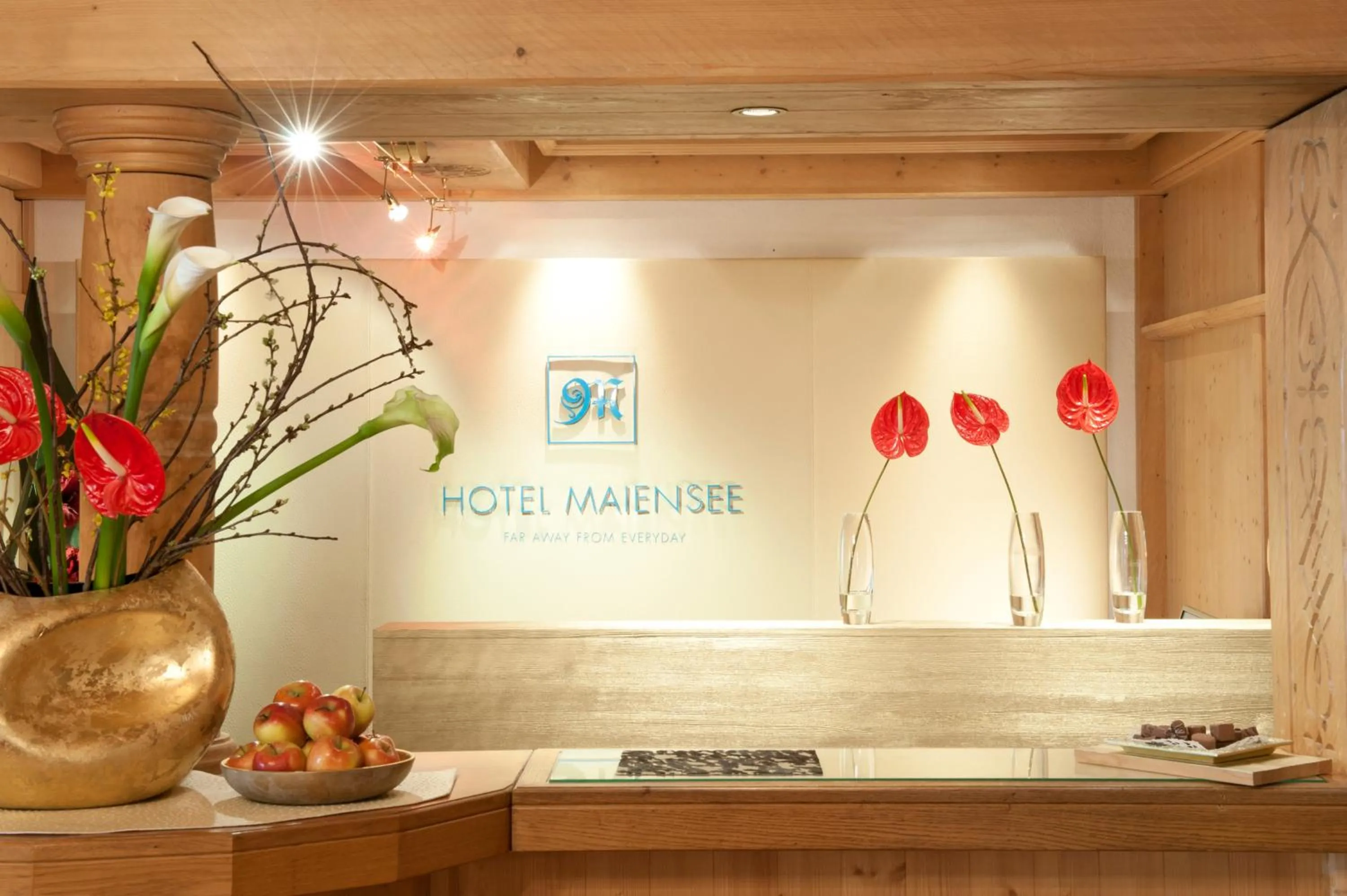 Lobby or reception in Hotel Maiensee