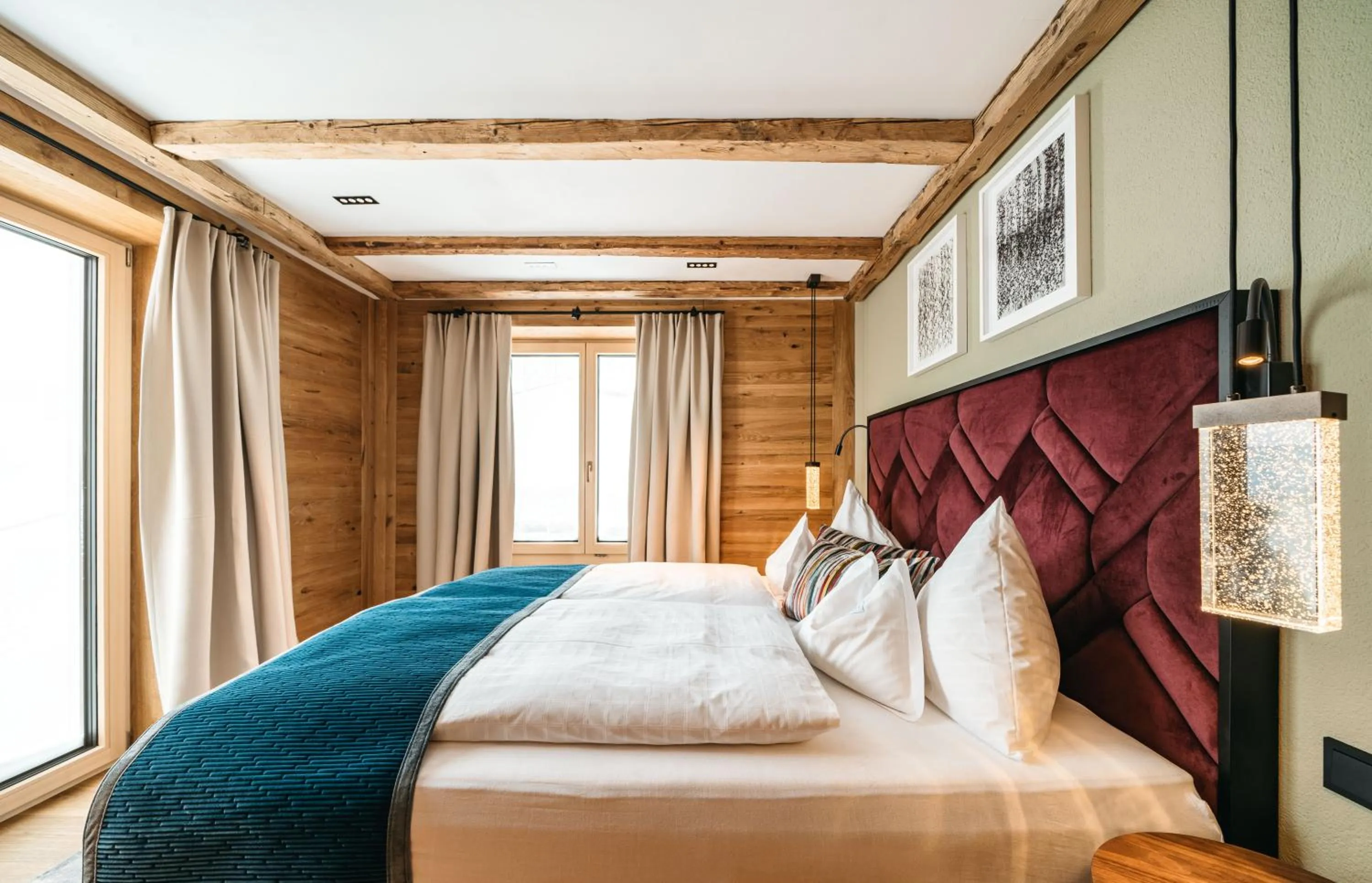 Photo of the whole room, Bed in Hotel Maiensee