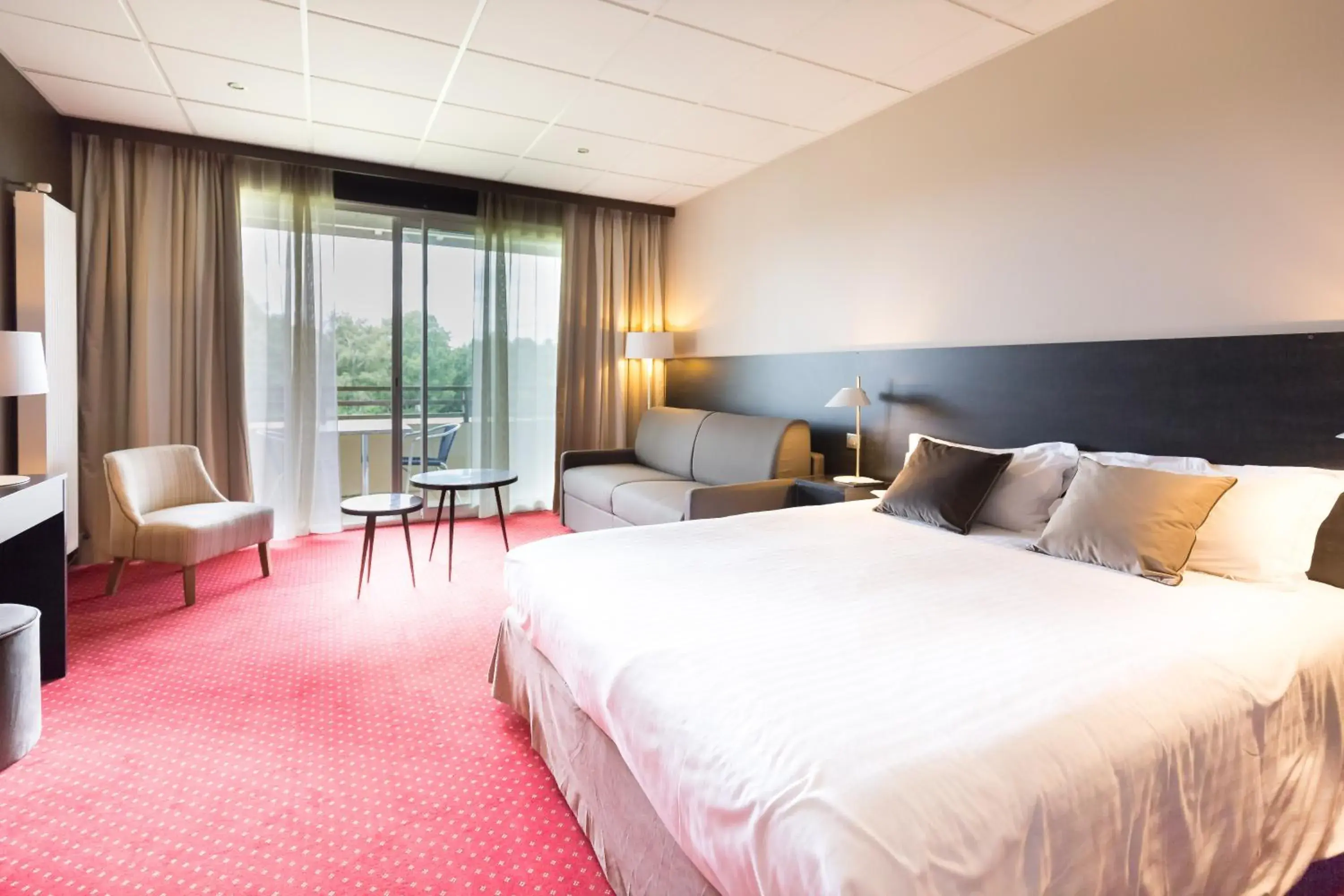 Junior Suite in Hôtel du Casino de Capvern Junior Suite in Hôtel du Casino de Capvern