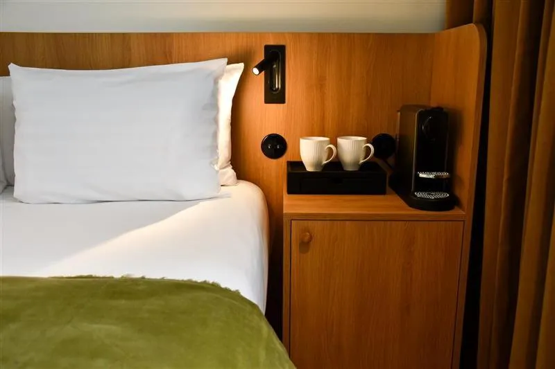 Bedroom, Bed in Hôtel Casimir