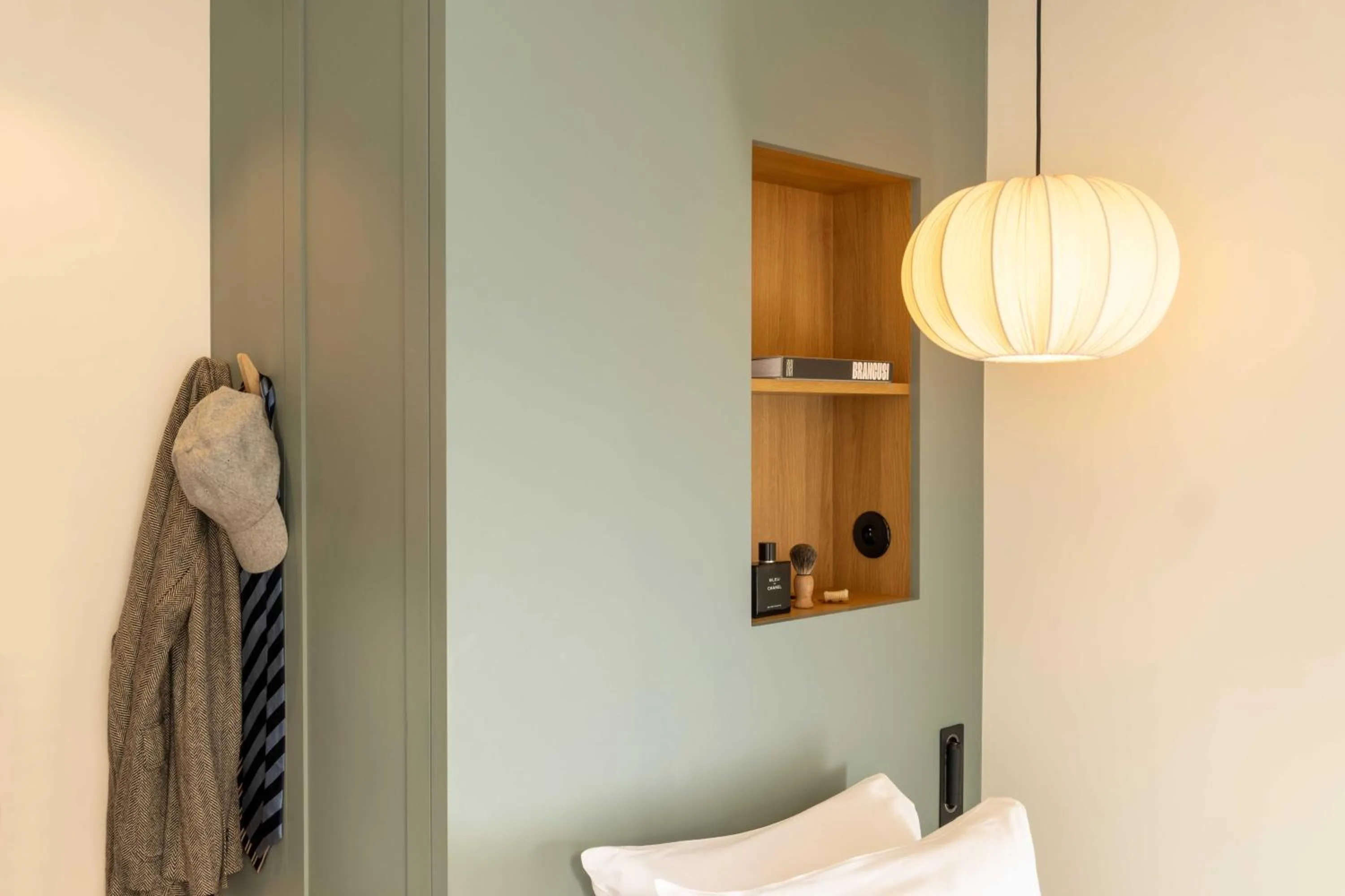 Bedroom, Bed in Hôtel Casimir