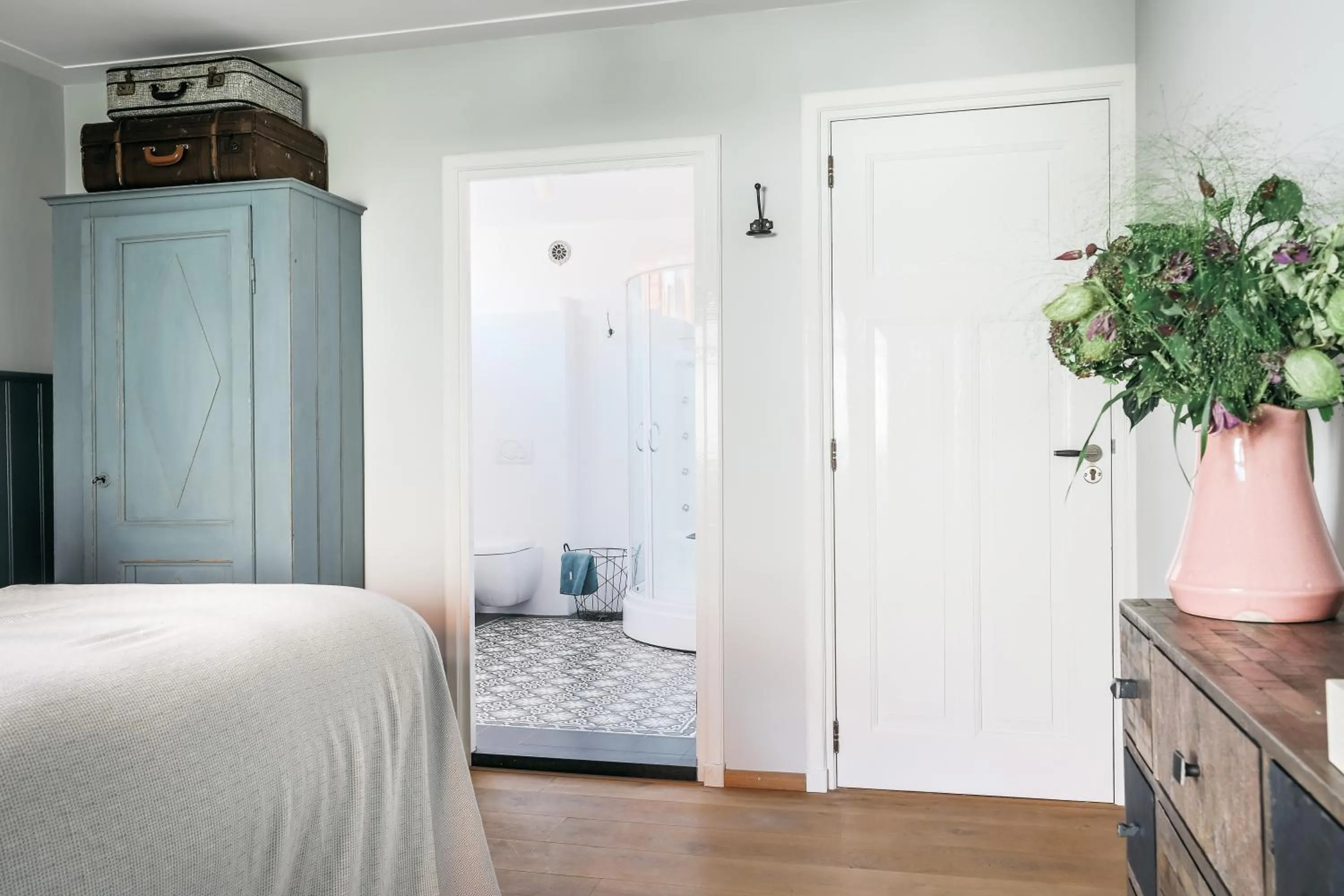 Photo of the whole room, Bed in De Verwennerie