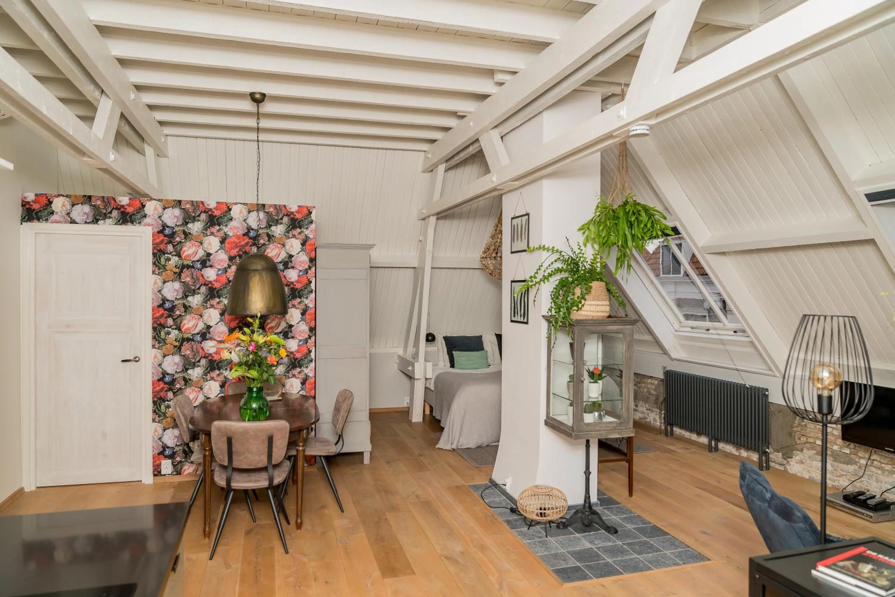 Photo of the whole room in De Verwennerie