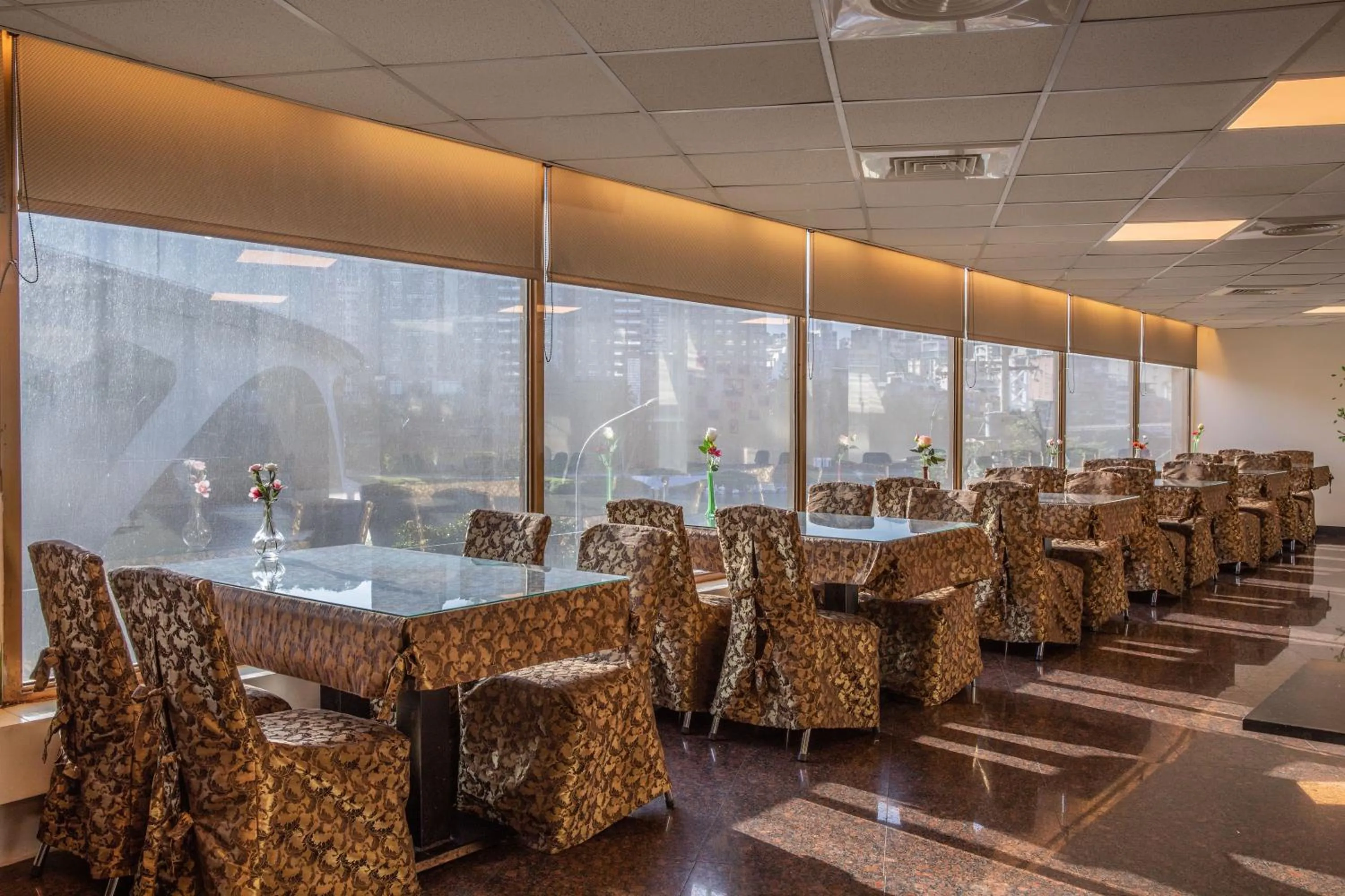 Restaurant/places to eat in Bitan Hotel