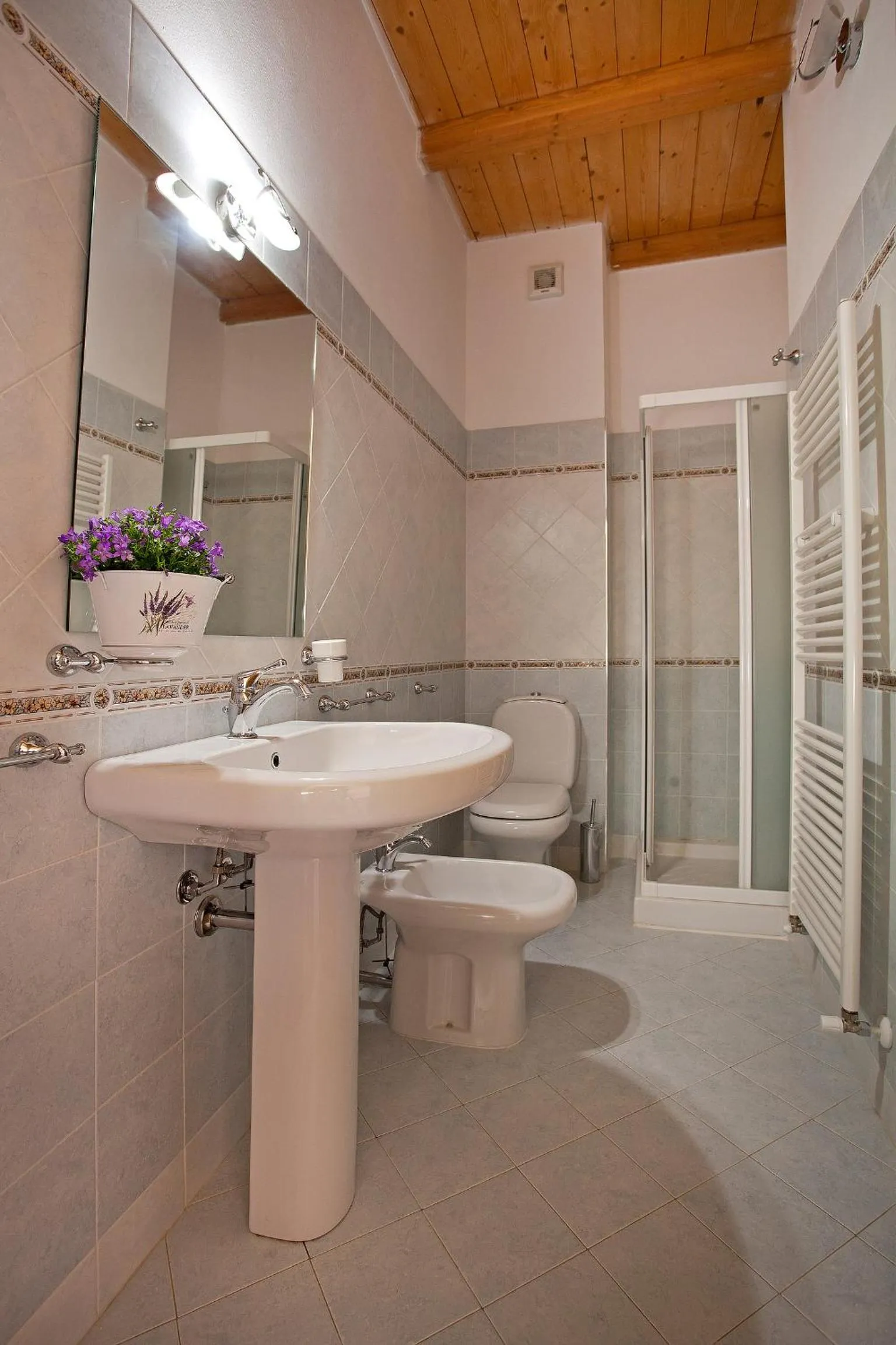 Bathroom in Tenuta San Giovanni Lucca