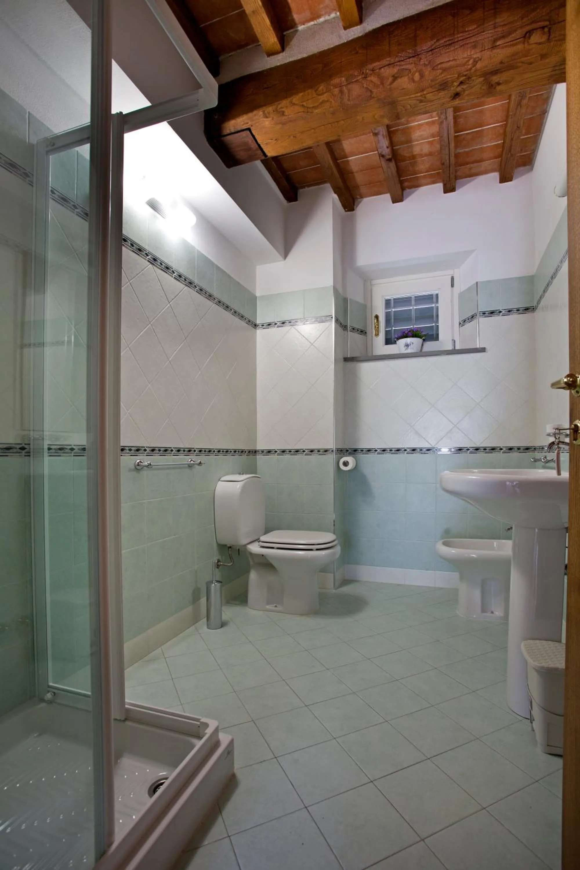 Toilet in Tenuta San Giovanni Lucca