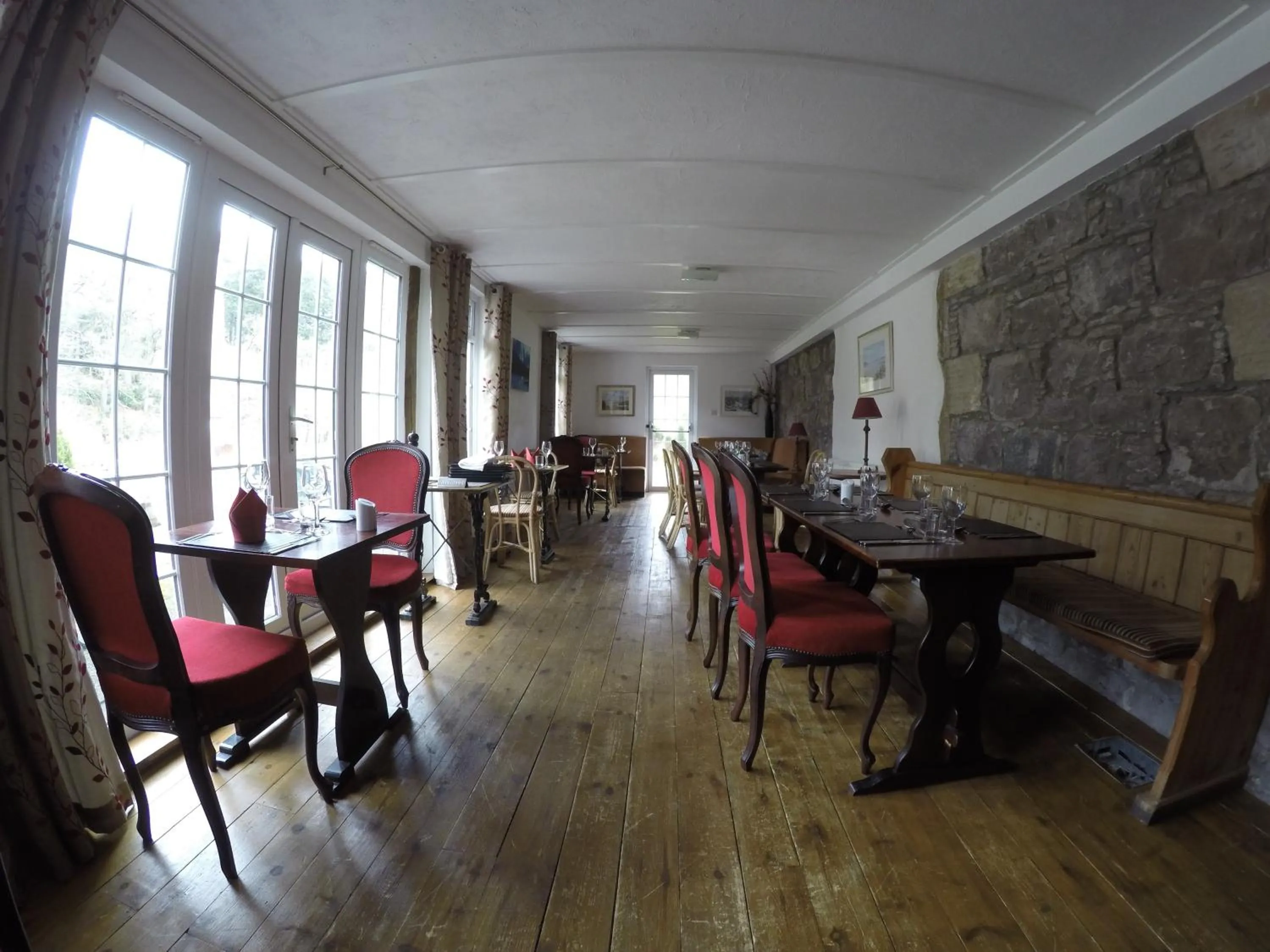 Restaurant/places to eat in The Old Inn