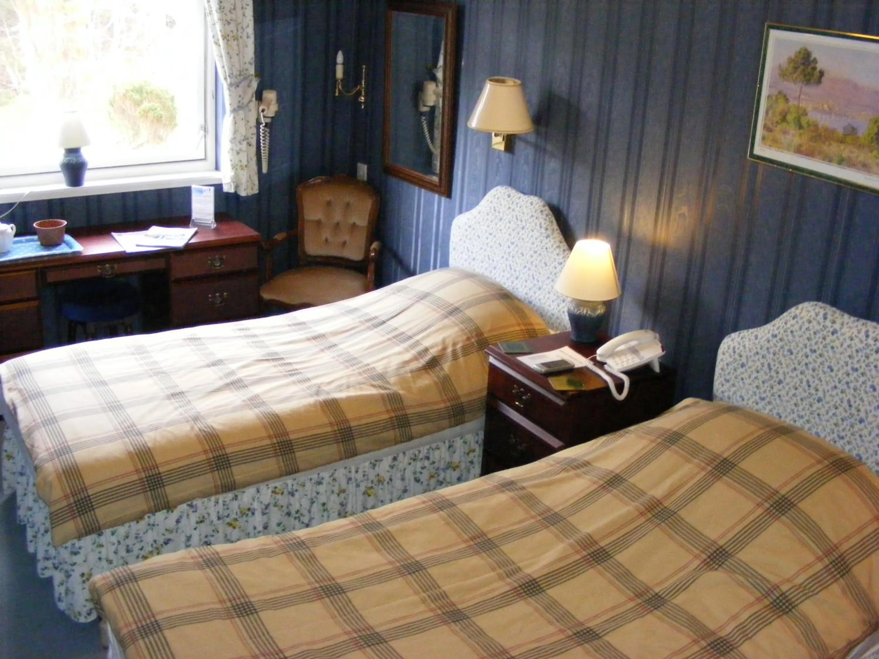 Bedroom, Bed in Gairloch Highland Lodge