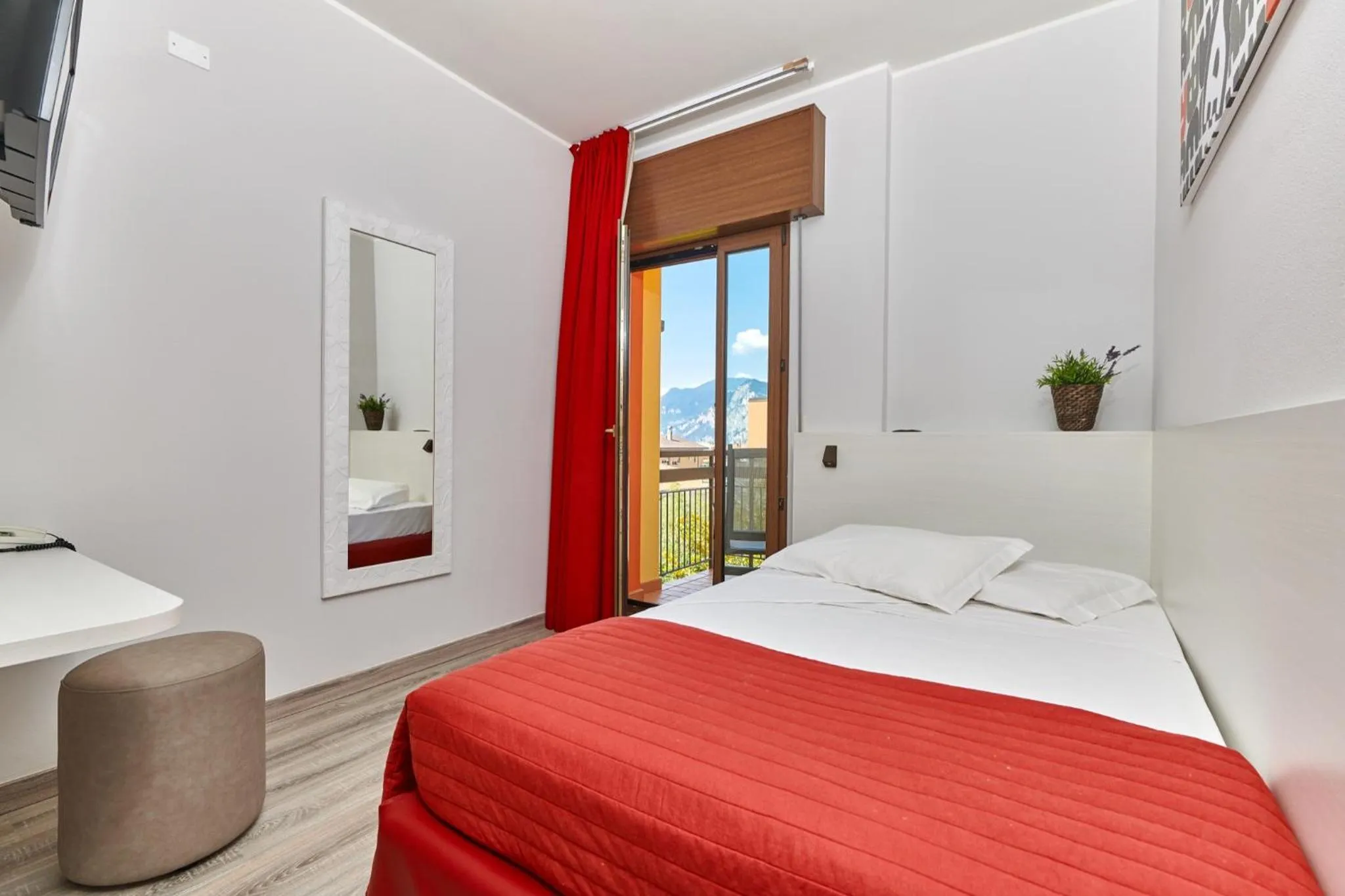 Bed in Hotel Catullo