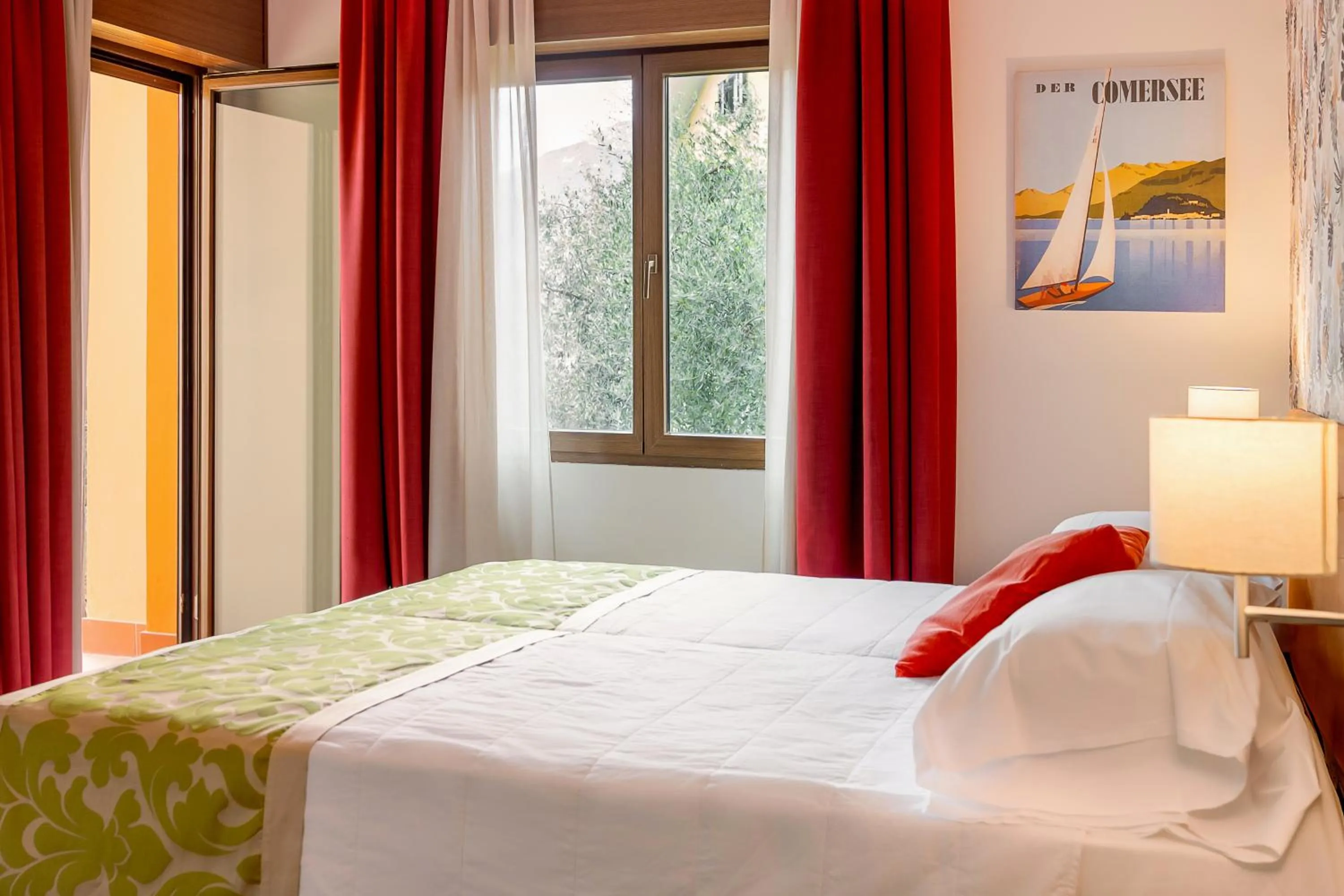 Bedroom, Bed in Hotel Catullo