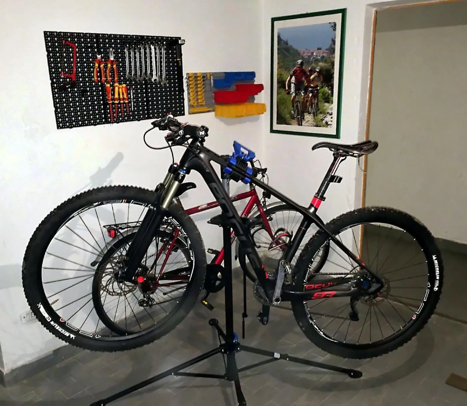 Cycling in Hotel De Nac