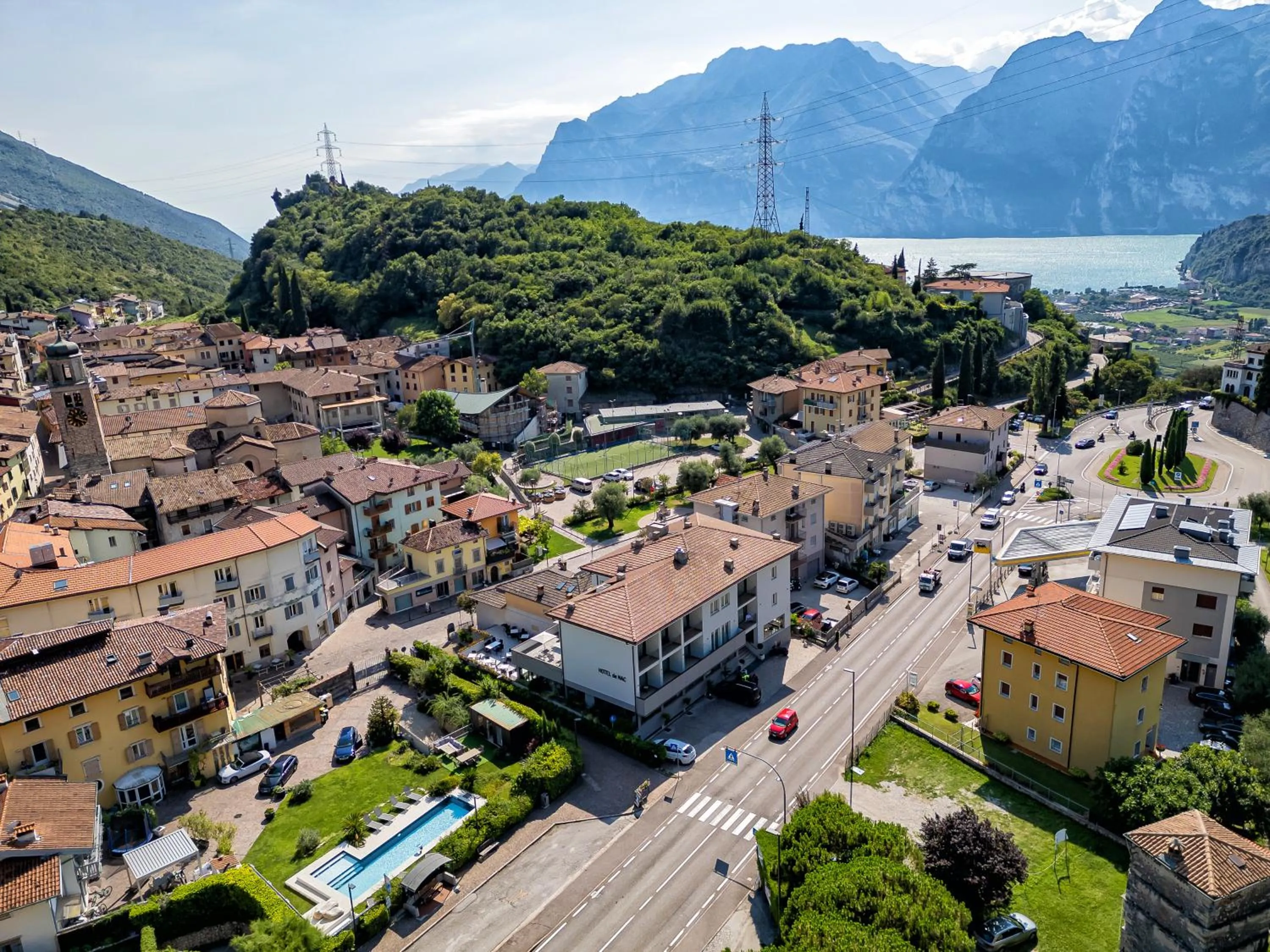 Property building in Hotel De Nac