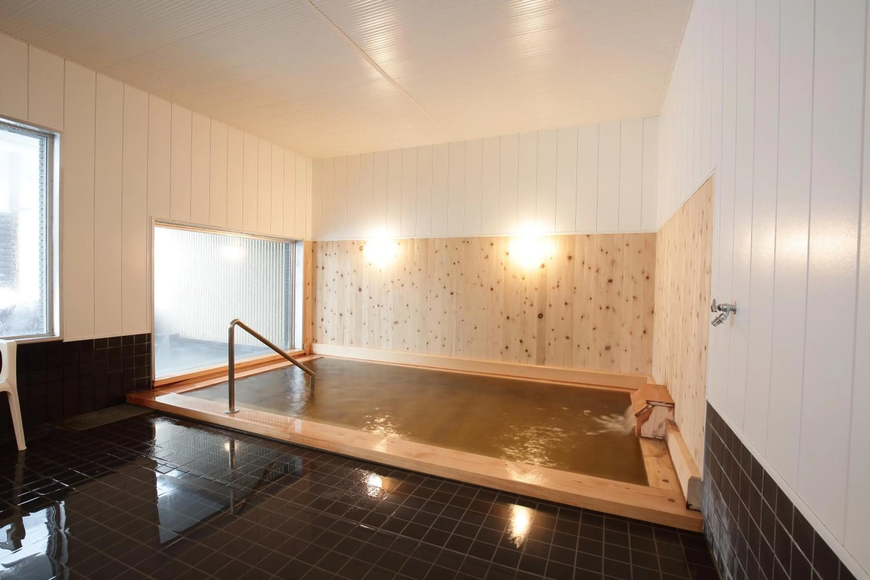 Log Hotel The Maple Lodge