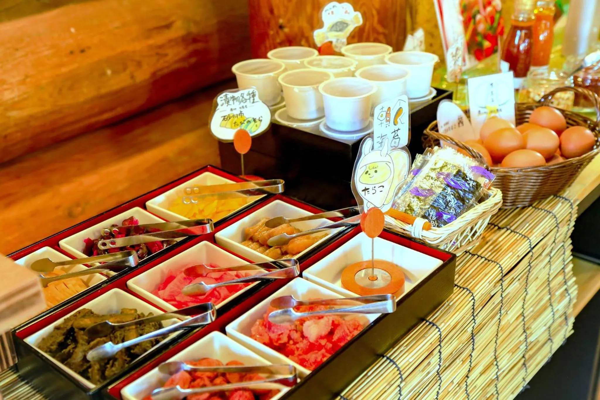 Breakfast in Log Hotel The Maple Lodge