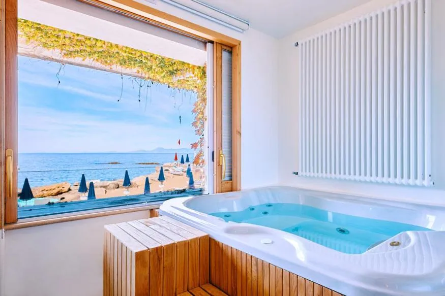 Hot Tub in Approdo Resort Thalasso Spa