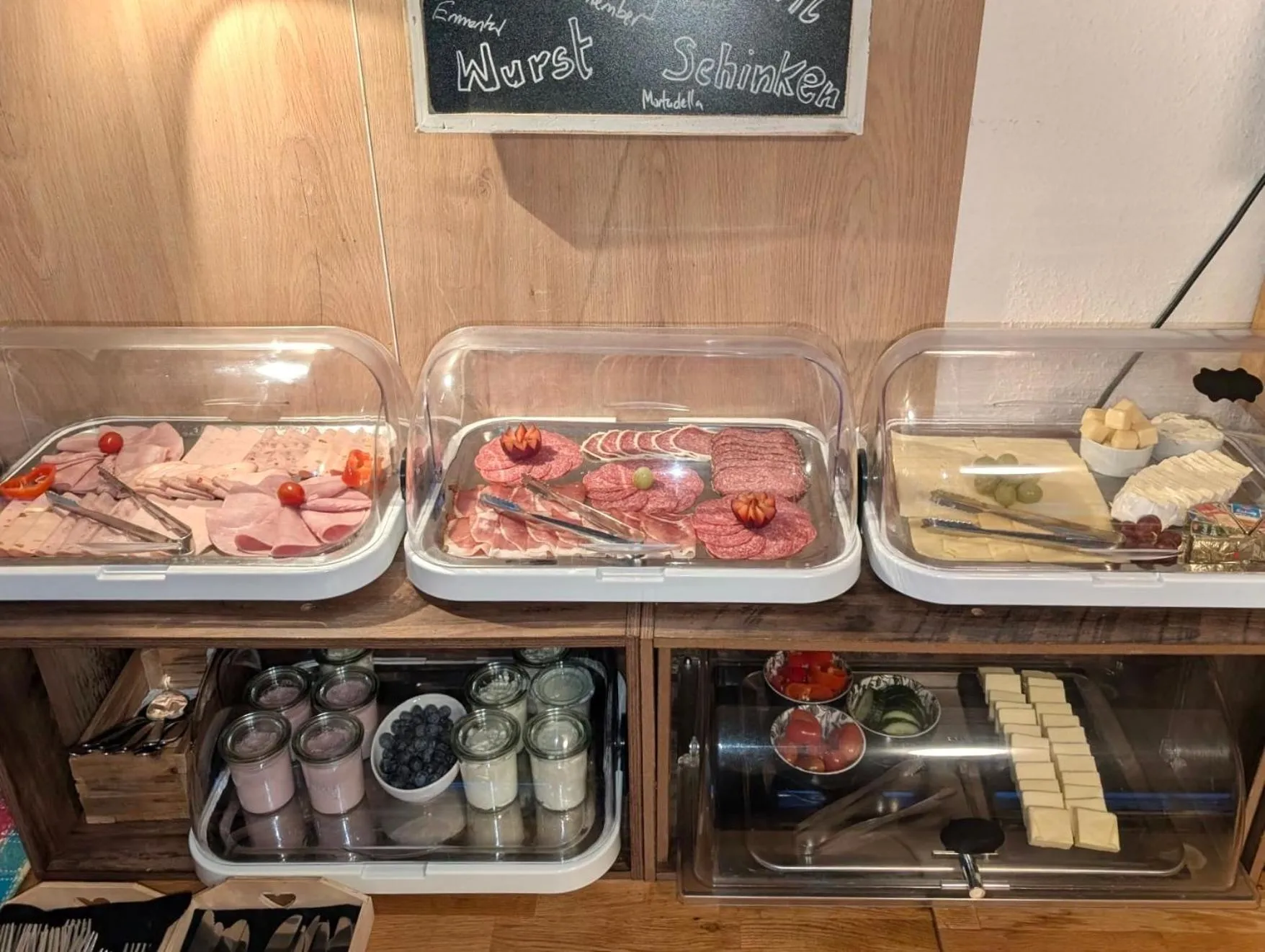 Buffet breakfast in Pension Bergseeblick