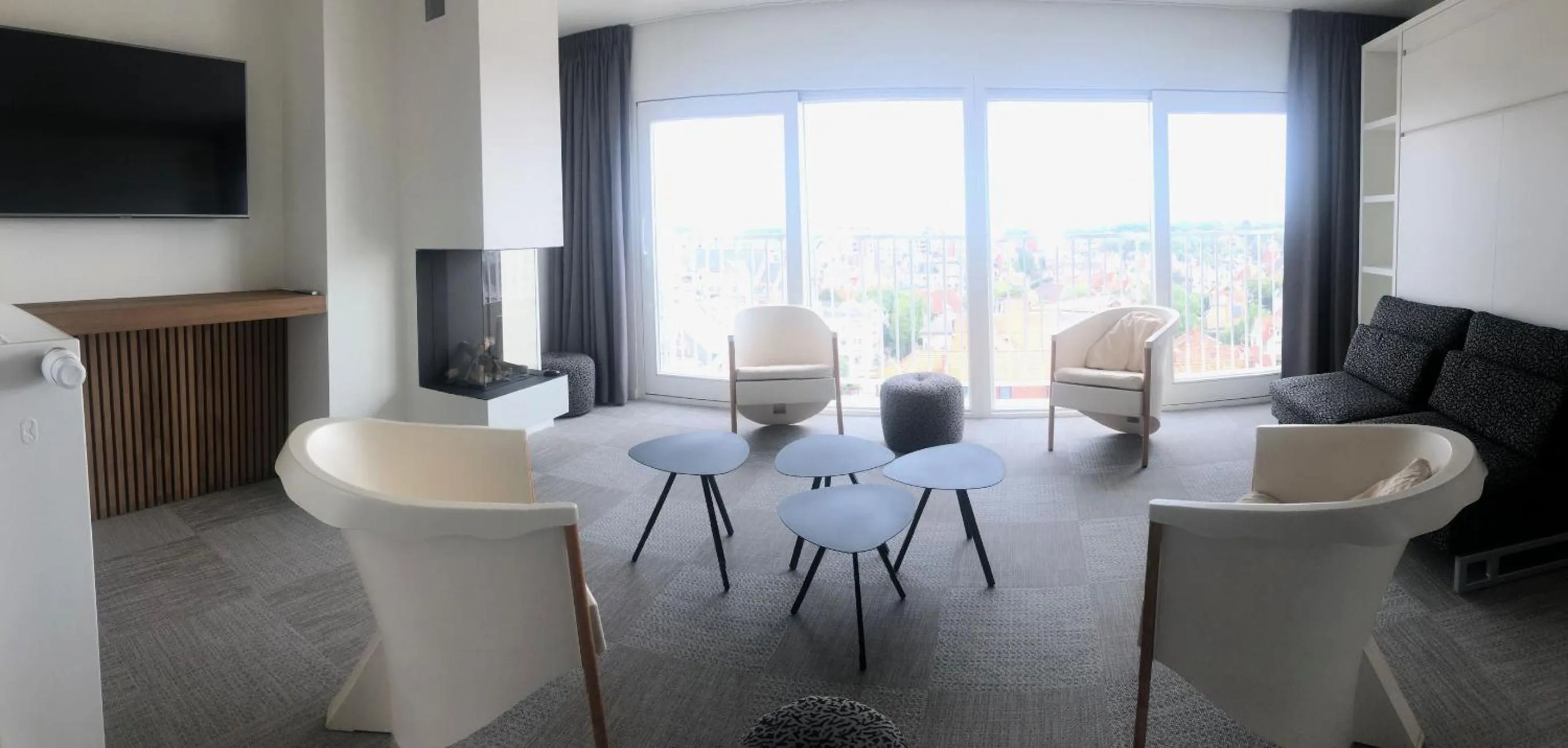 TV and multimedia in Novo panoramic sea view