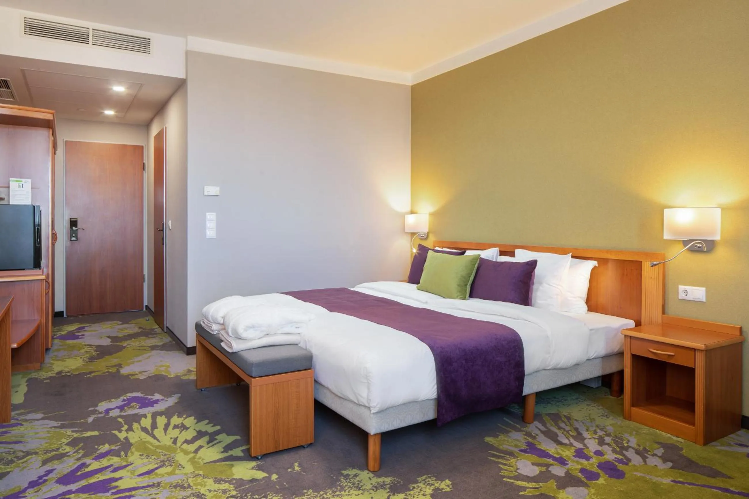 Other, Bed in Hotel Karos Spa